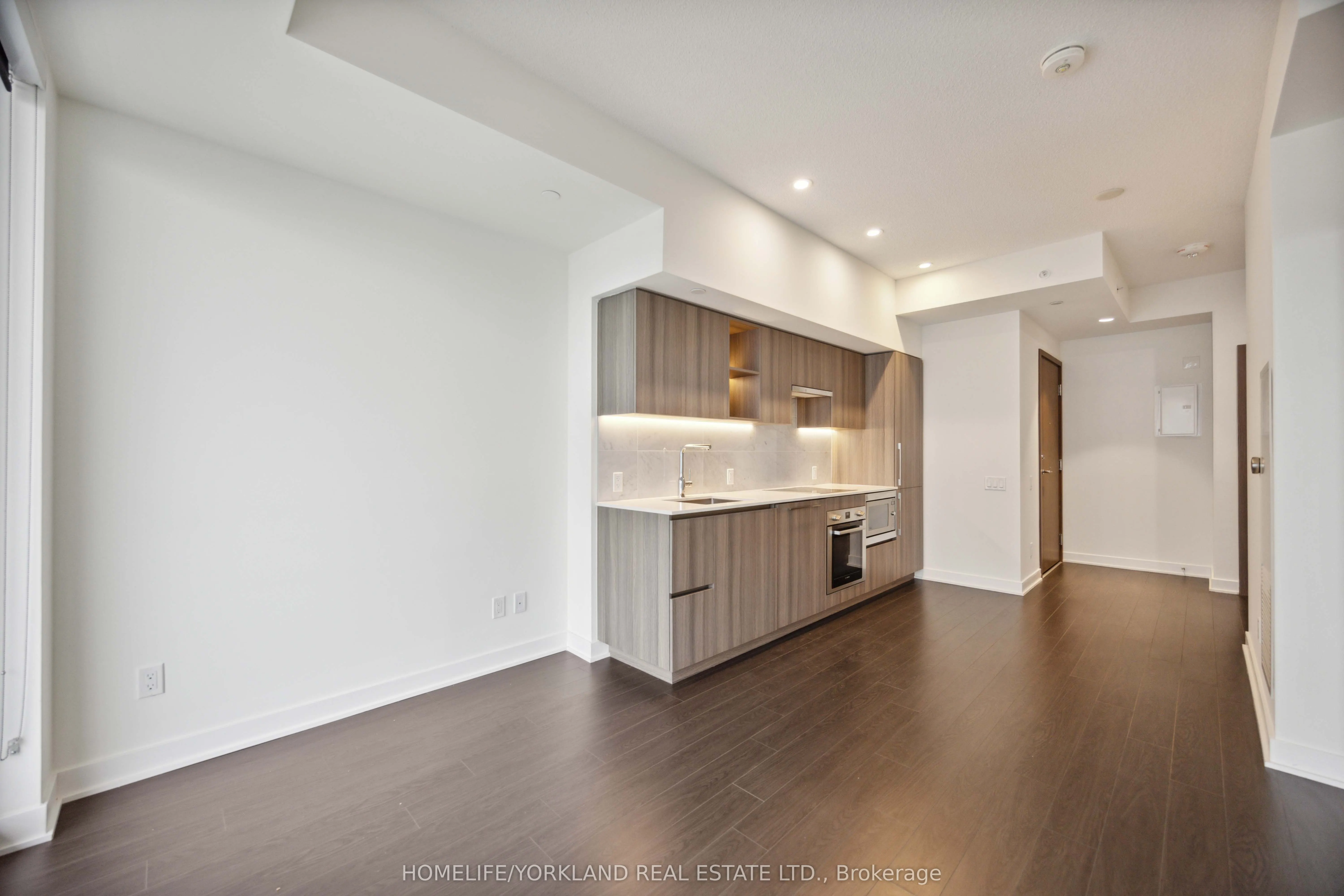 17 Bathurst Street, #4205