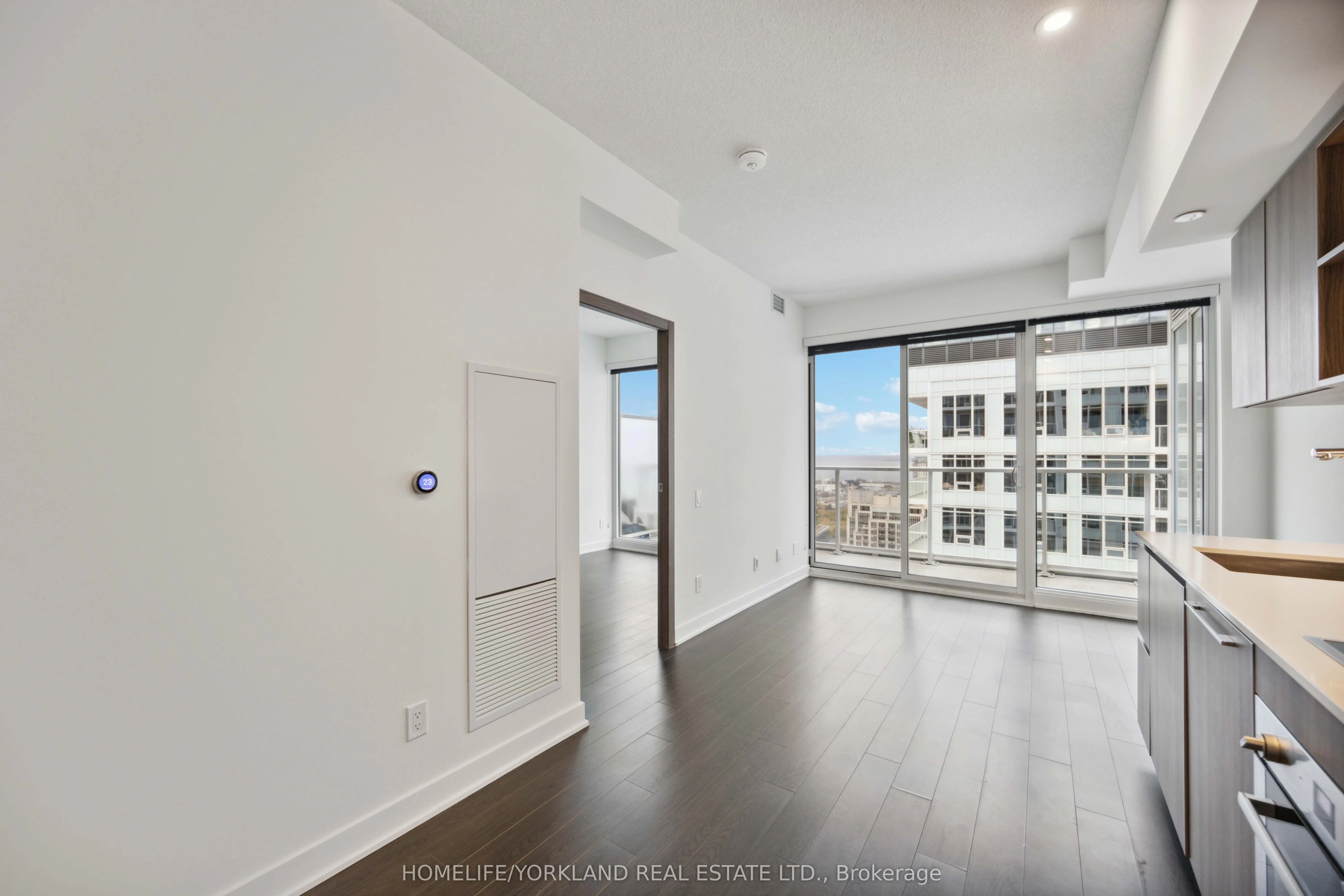 17 Bathurst Street, #4205