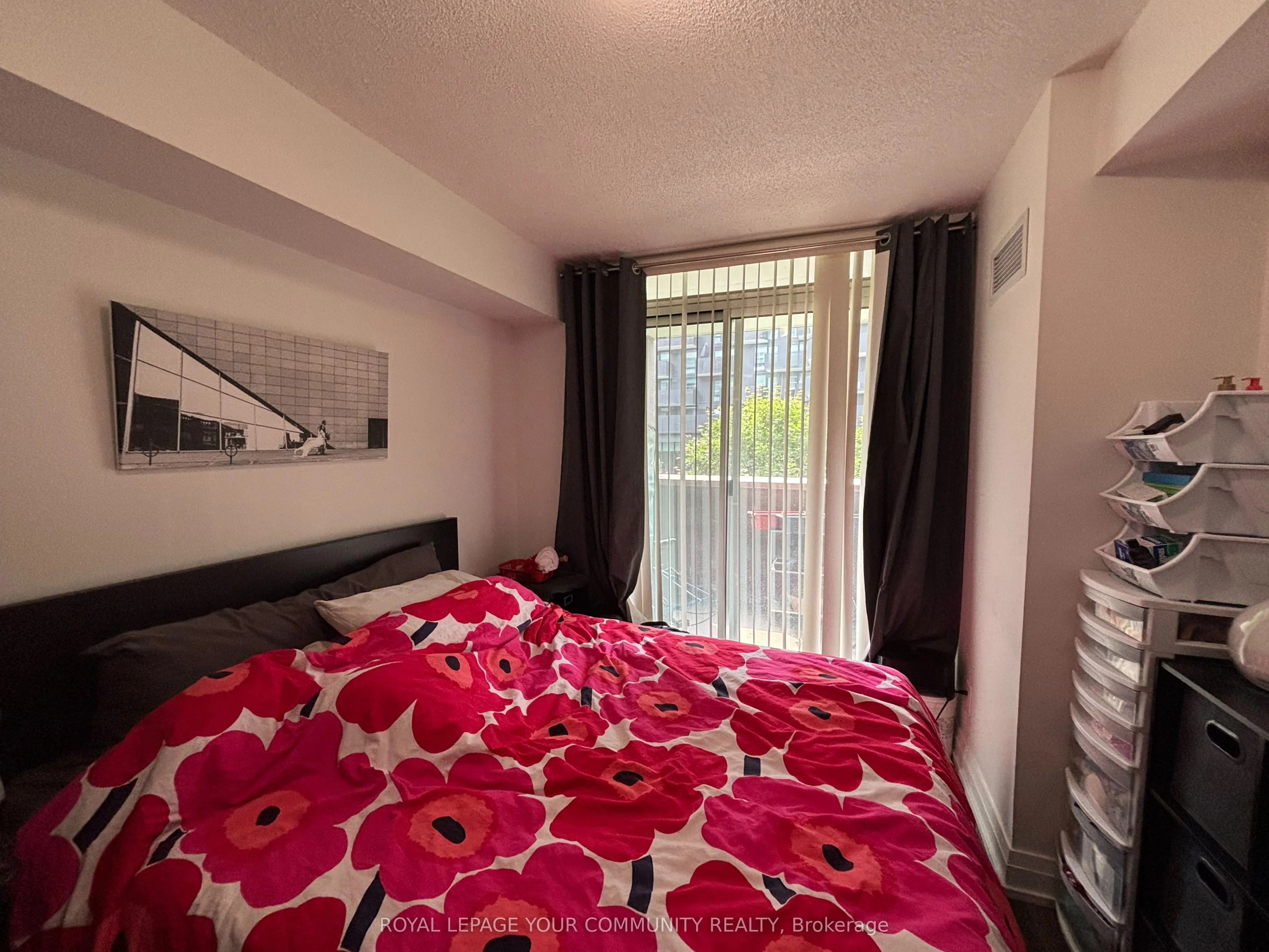 565 Wilson Avenue, #218W