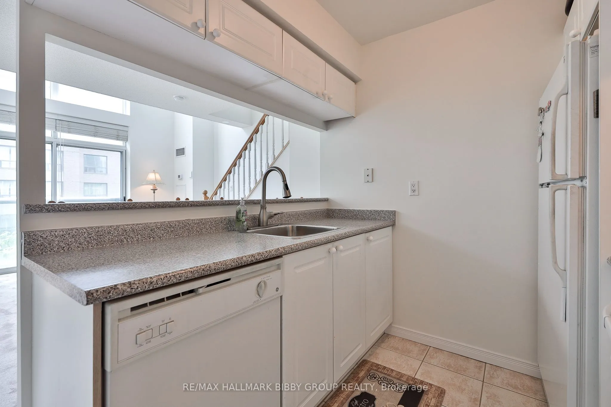 109 Front Street E #528