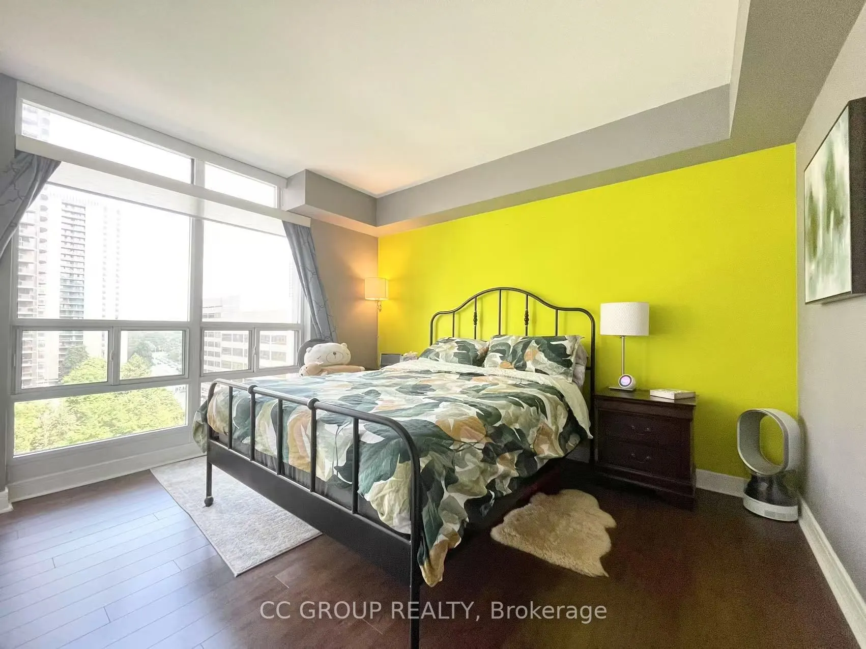 35 Bales Avenue, #1005