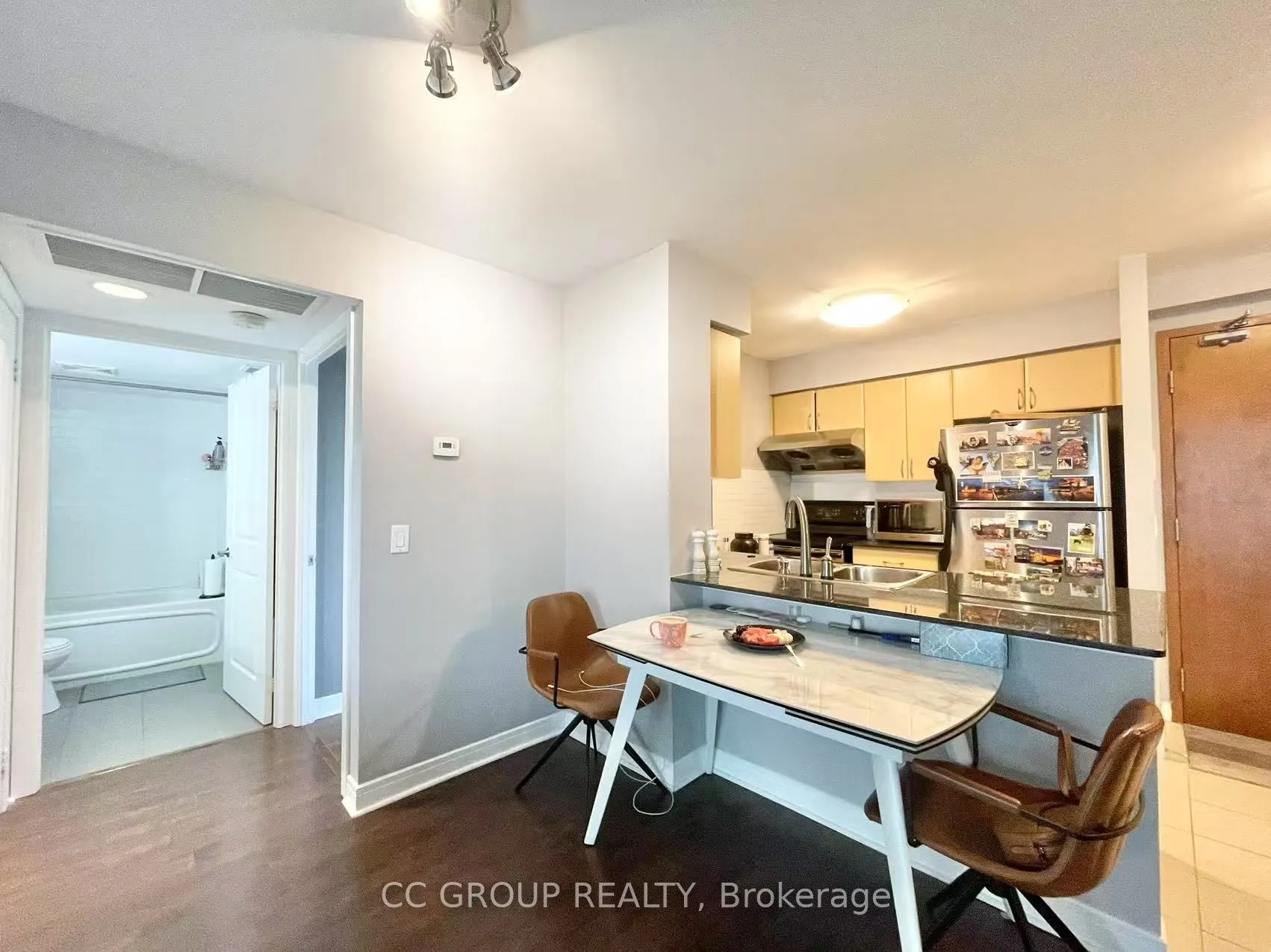 35 Bales Avenue, #1005