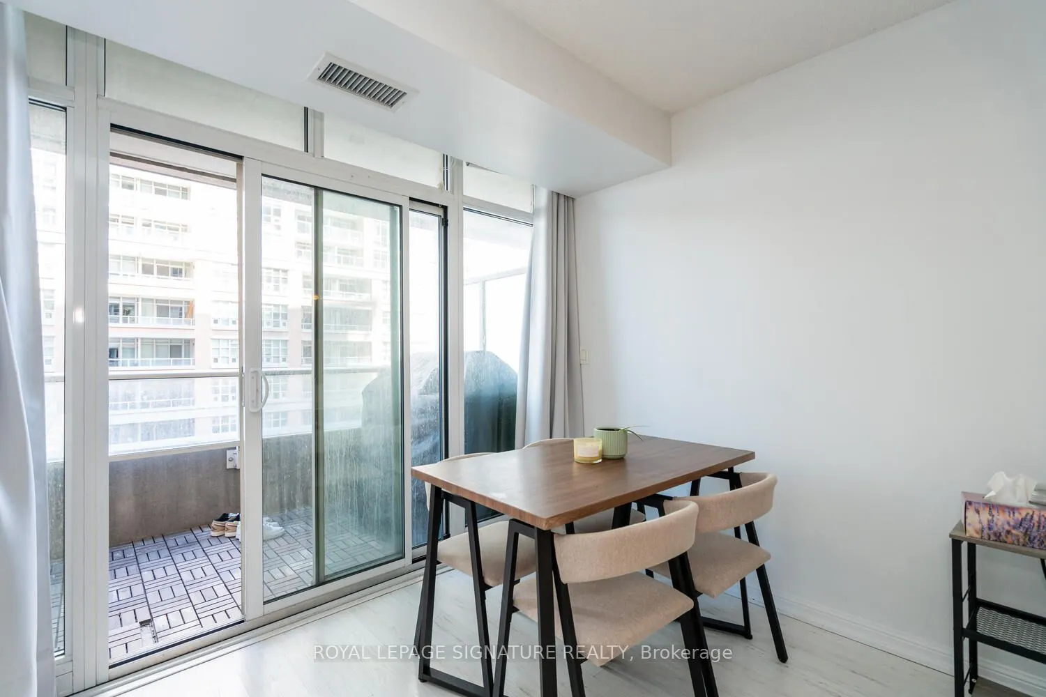 75 East Liberty Street, #819