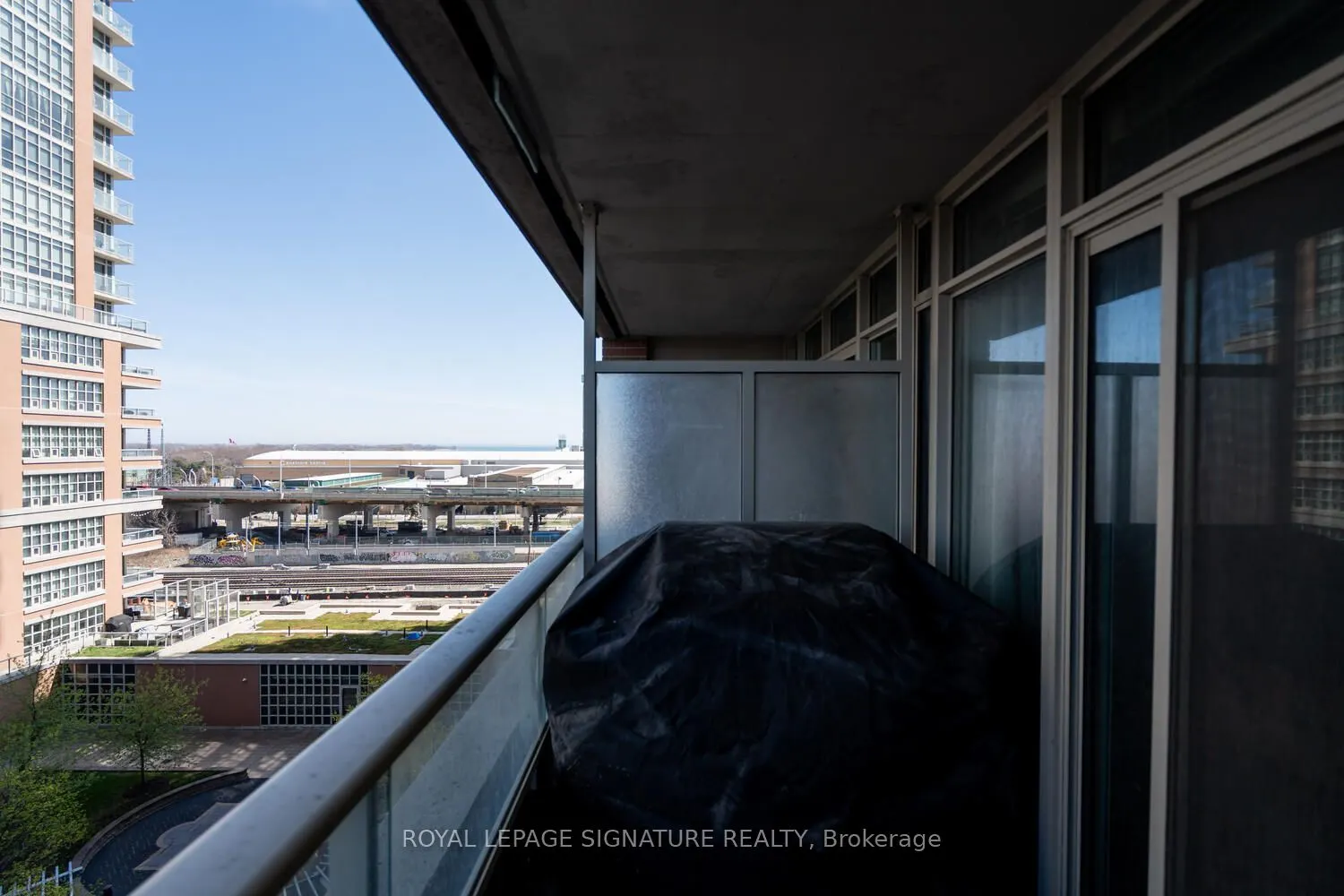 75 East Liberty Street, #819