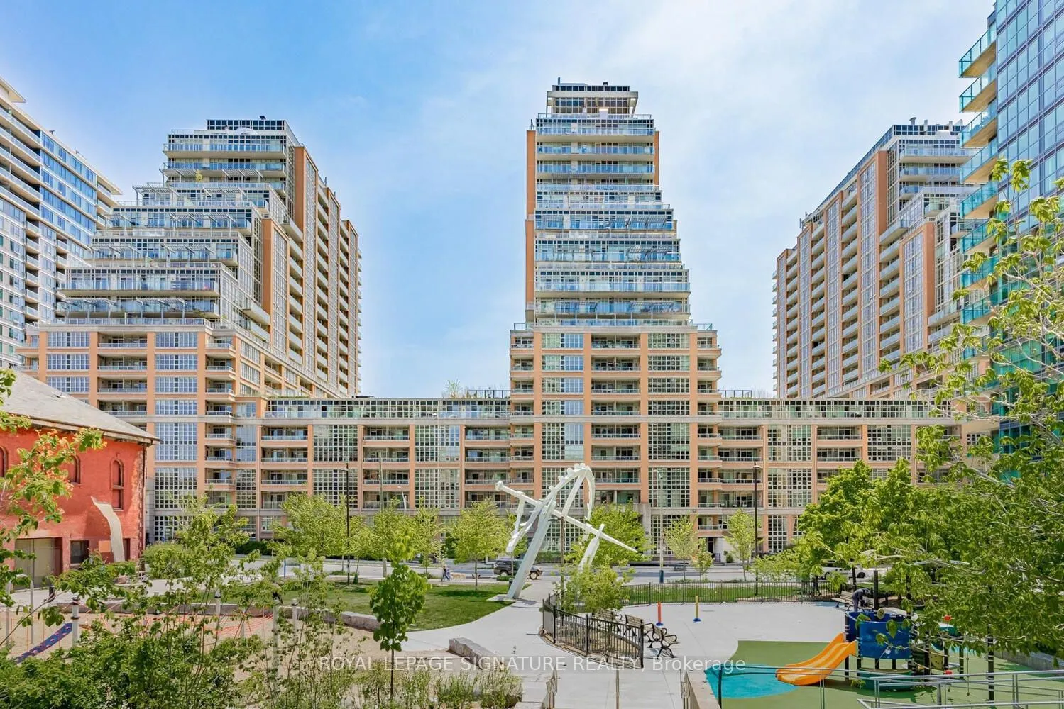 75 East Liberty Street, #819