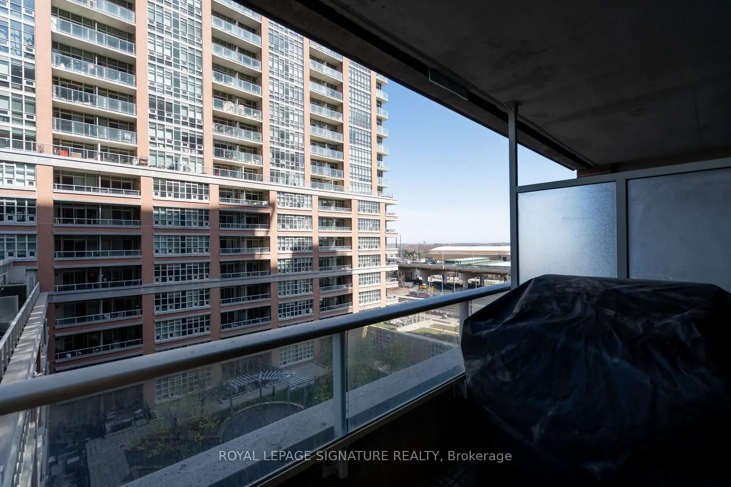 75 East Liberty Street, #819