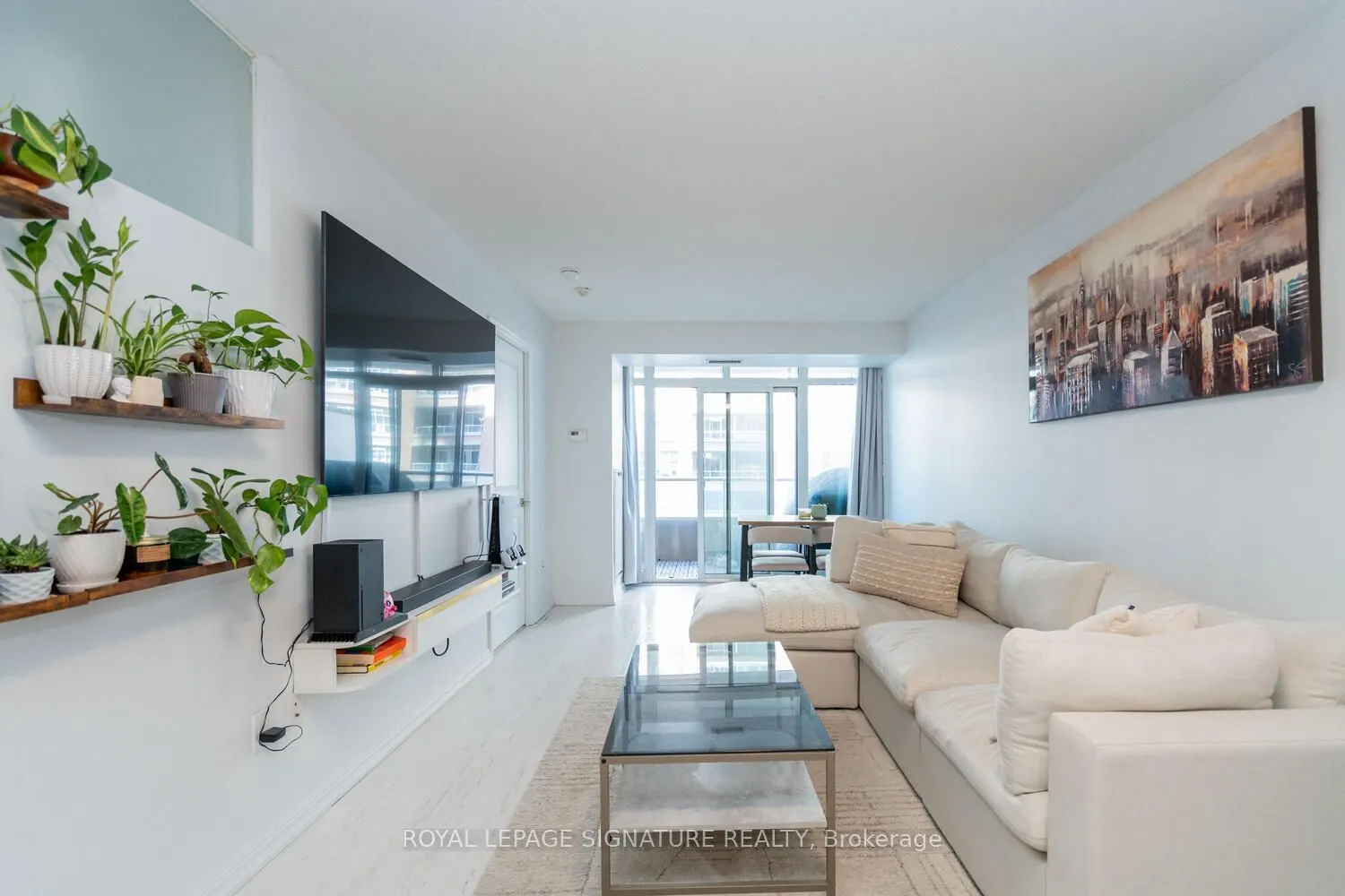 75 East Liberty Street, #819