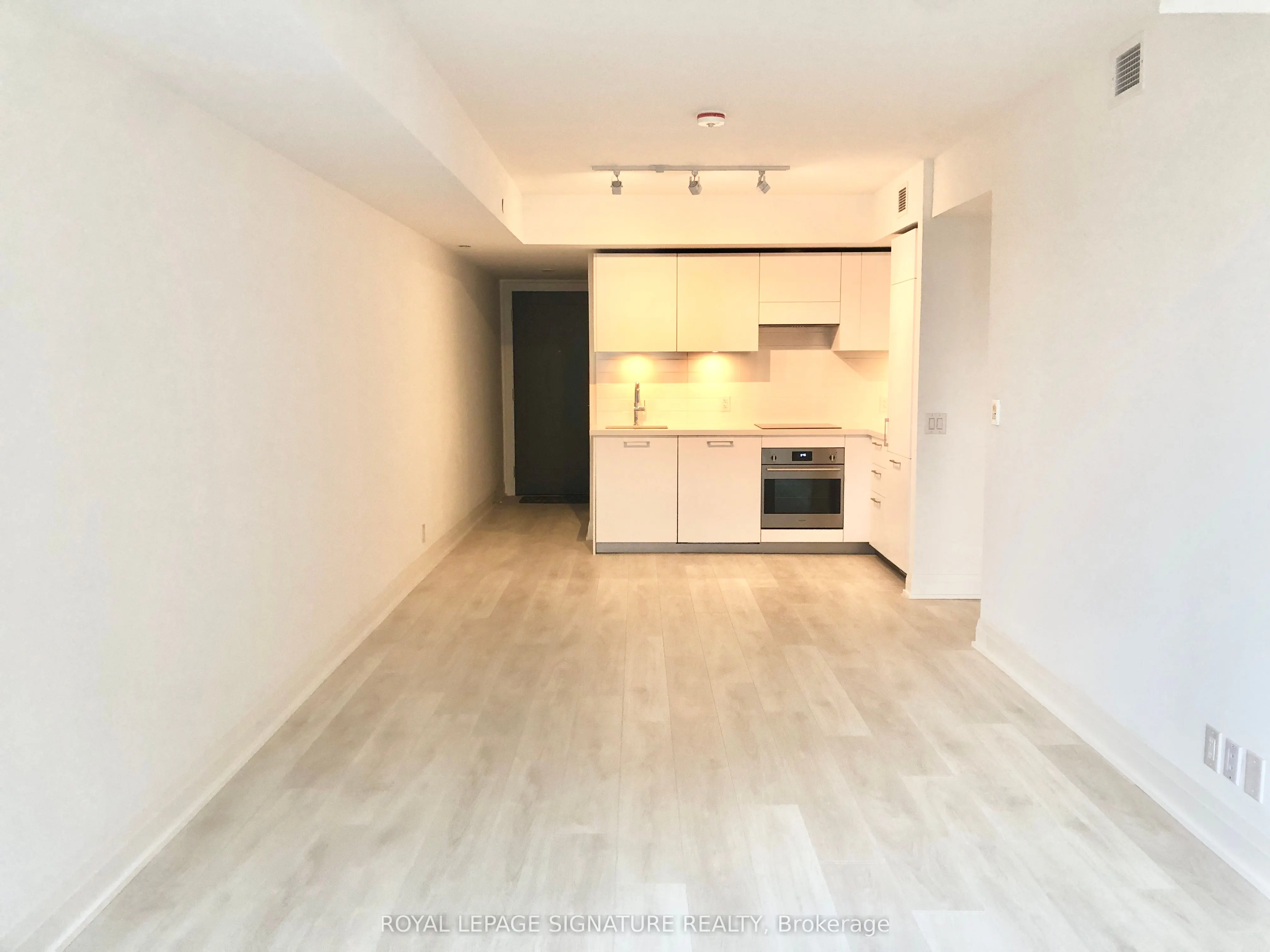 33 Frederick Todd Way, #404