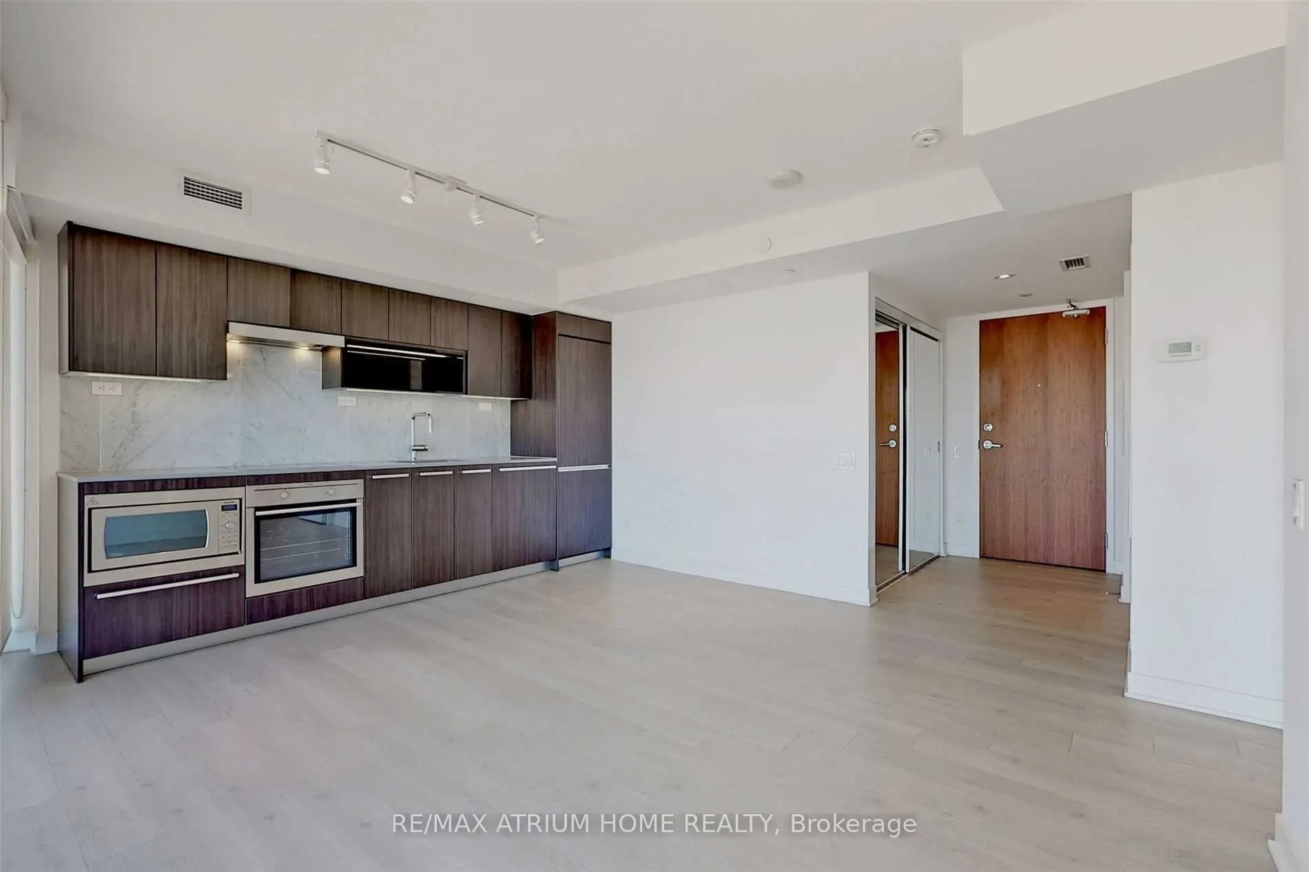 80 Queens Wharf Road, #1905