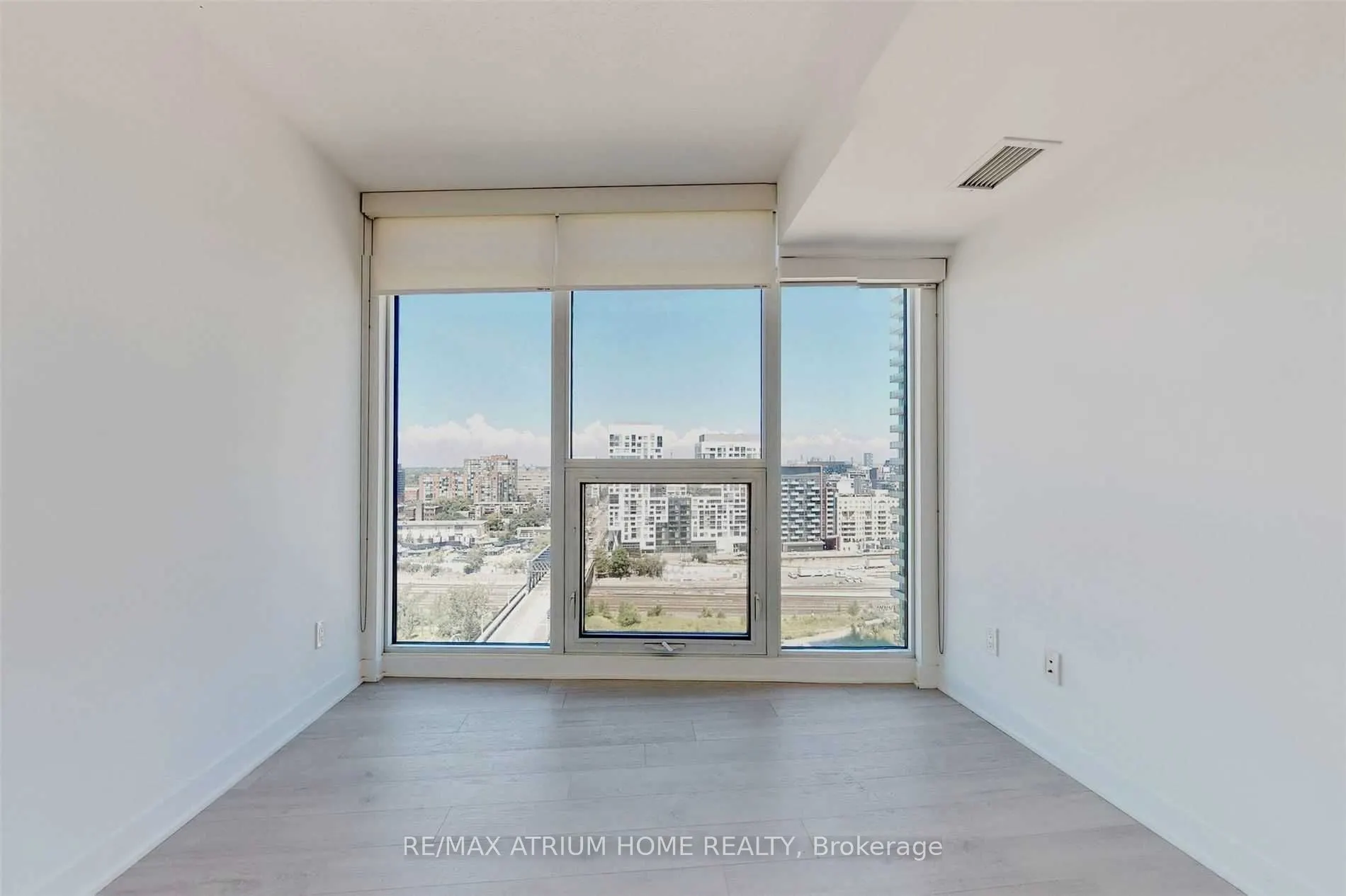 80 Queens Wharf Road, #1905