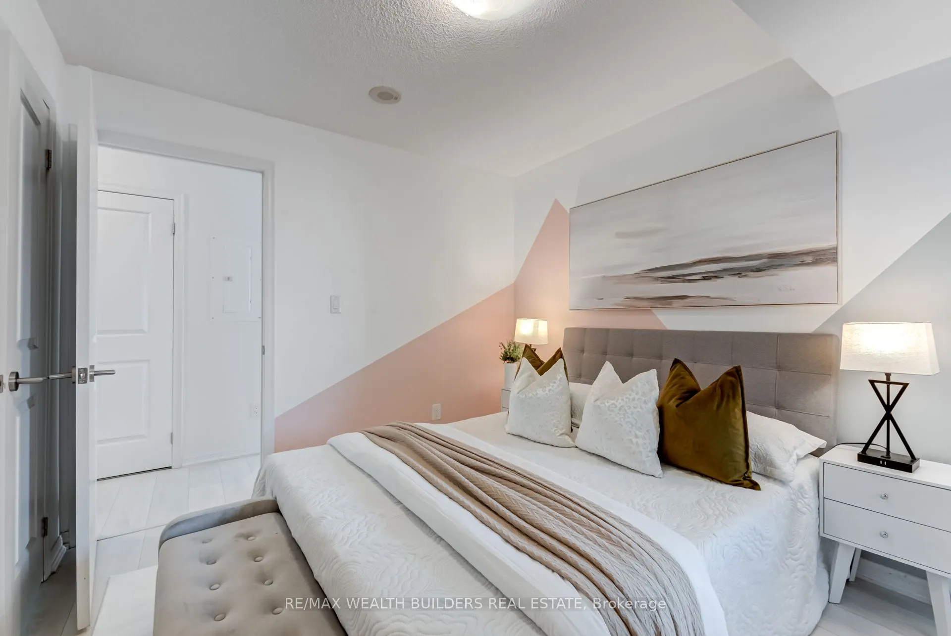 400 Adelaide Street E, #2322