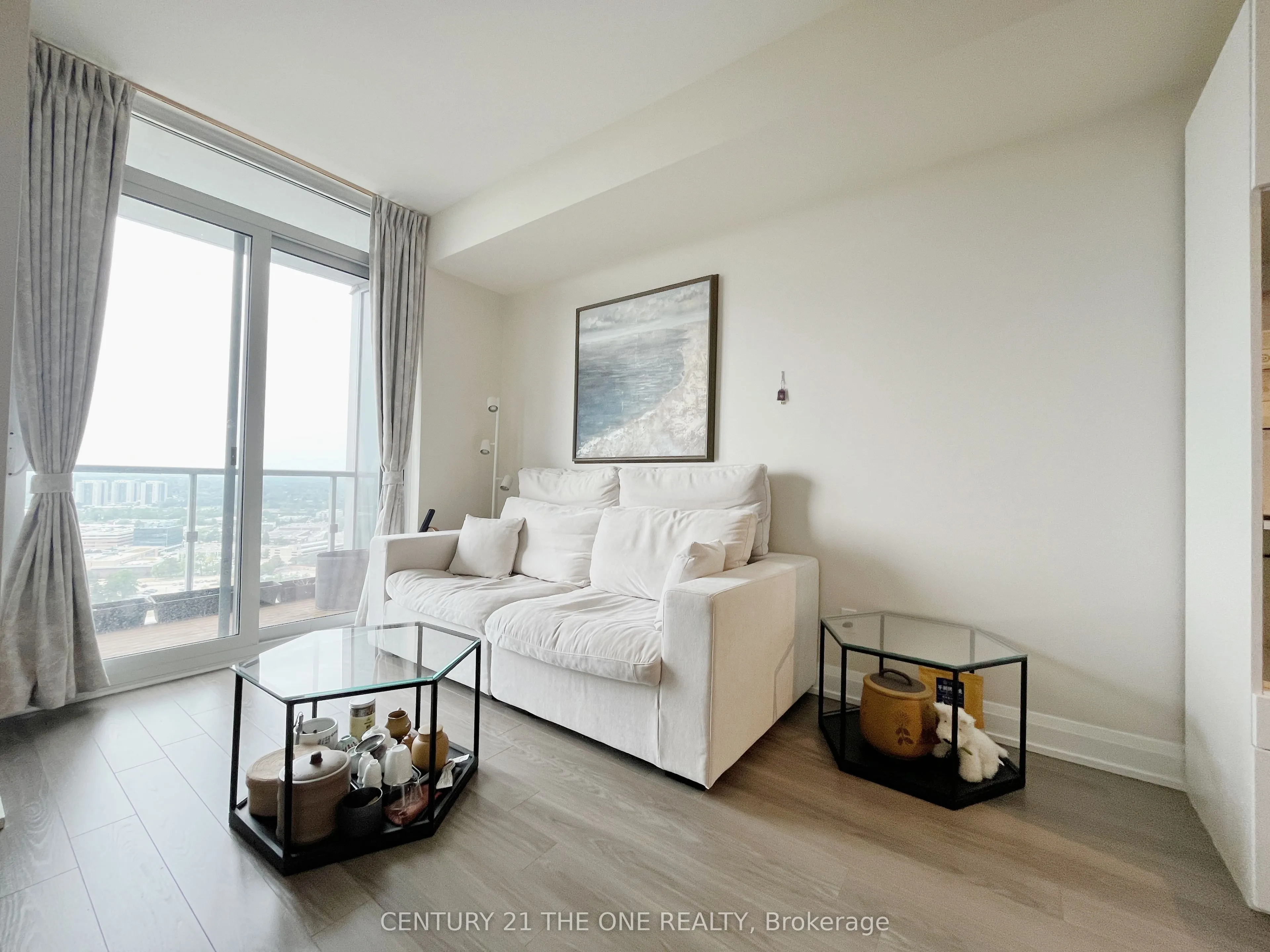 18 Graydon Hall Drive, #2501