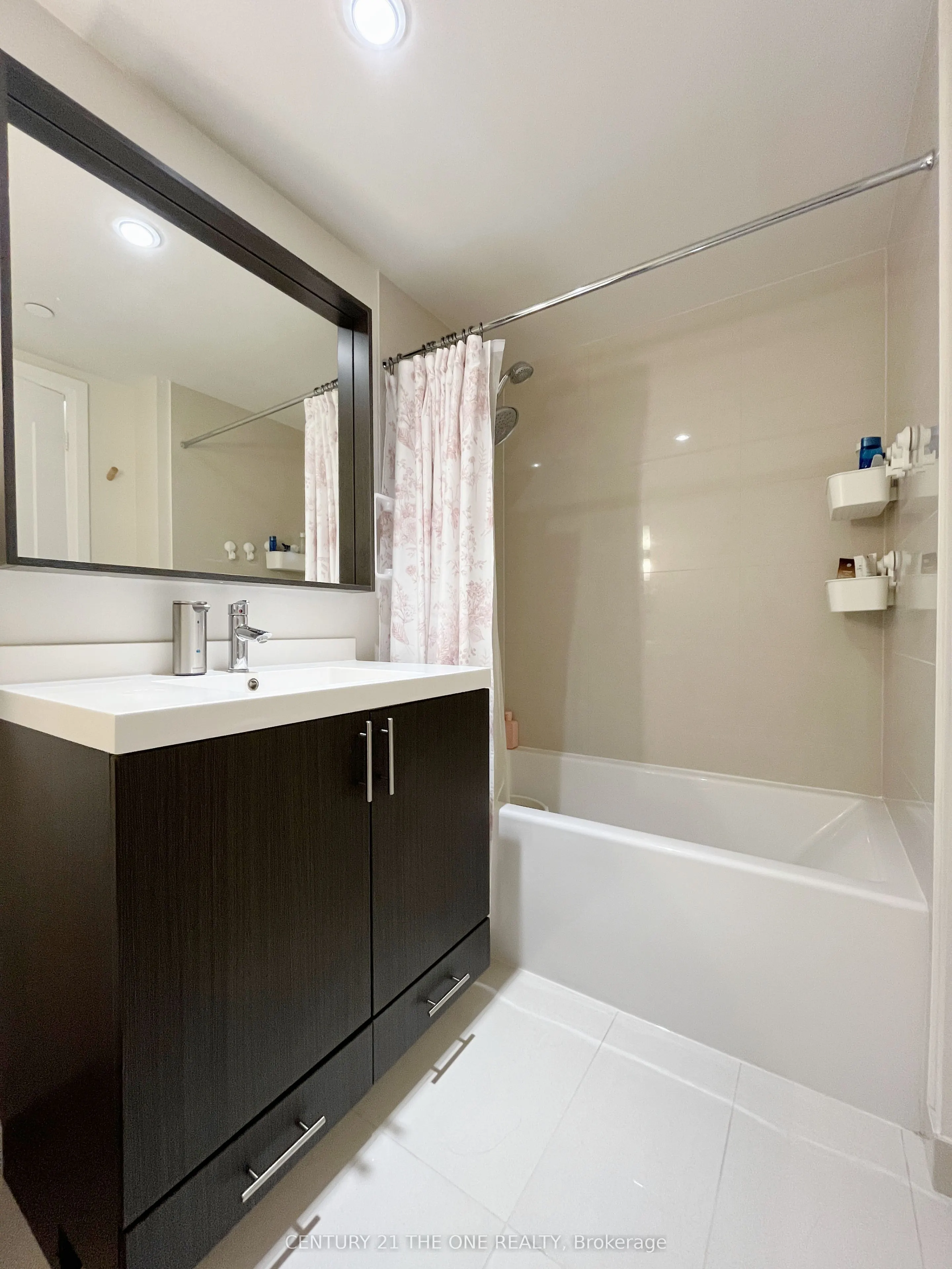 18 Graydon Hall Drive, #2501