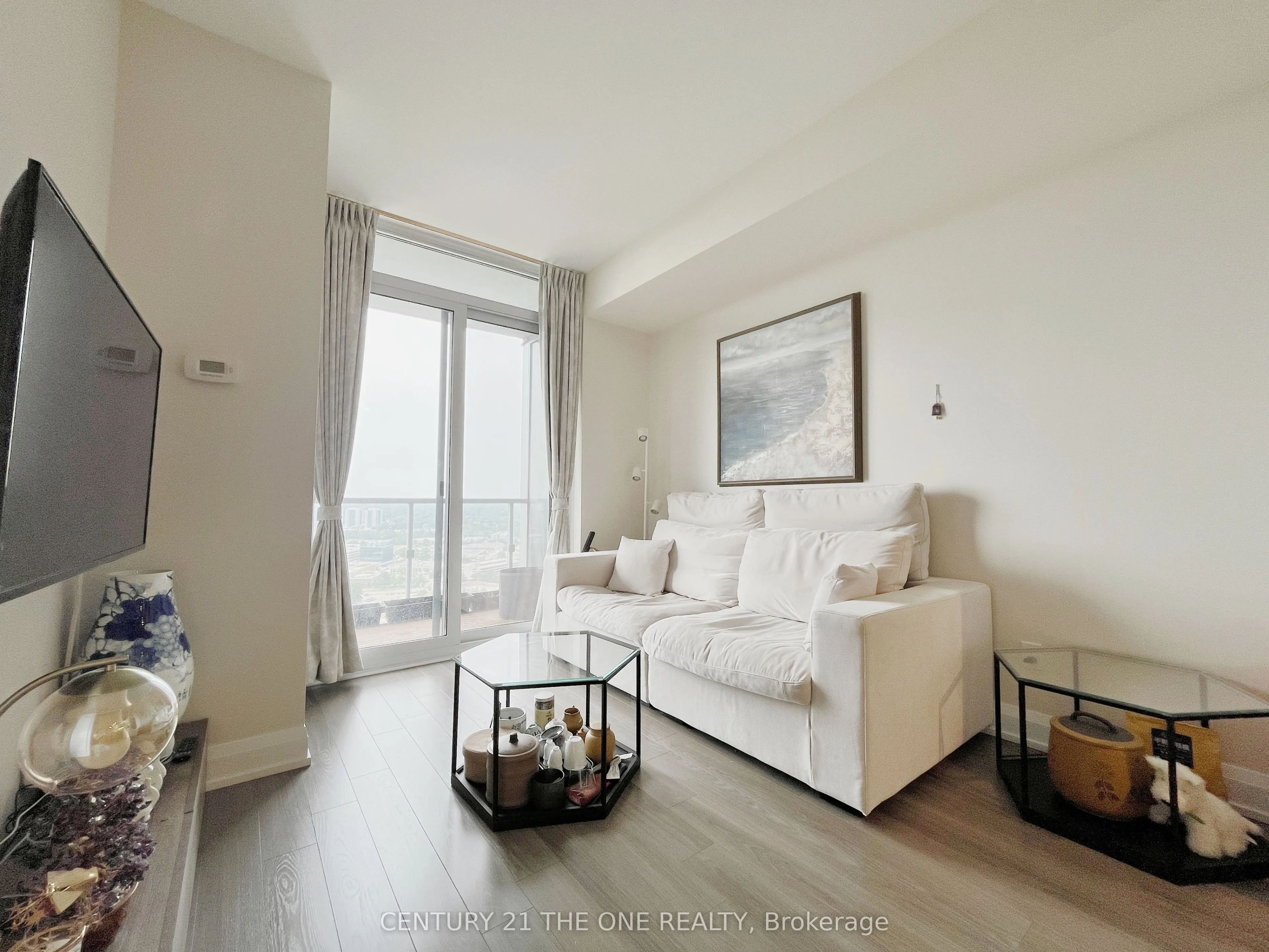 18 Graydon Hall Drive, #2501