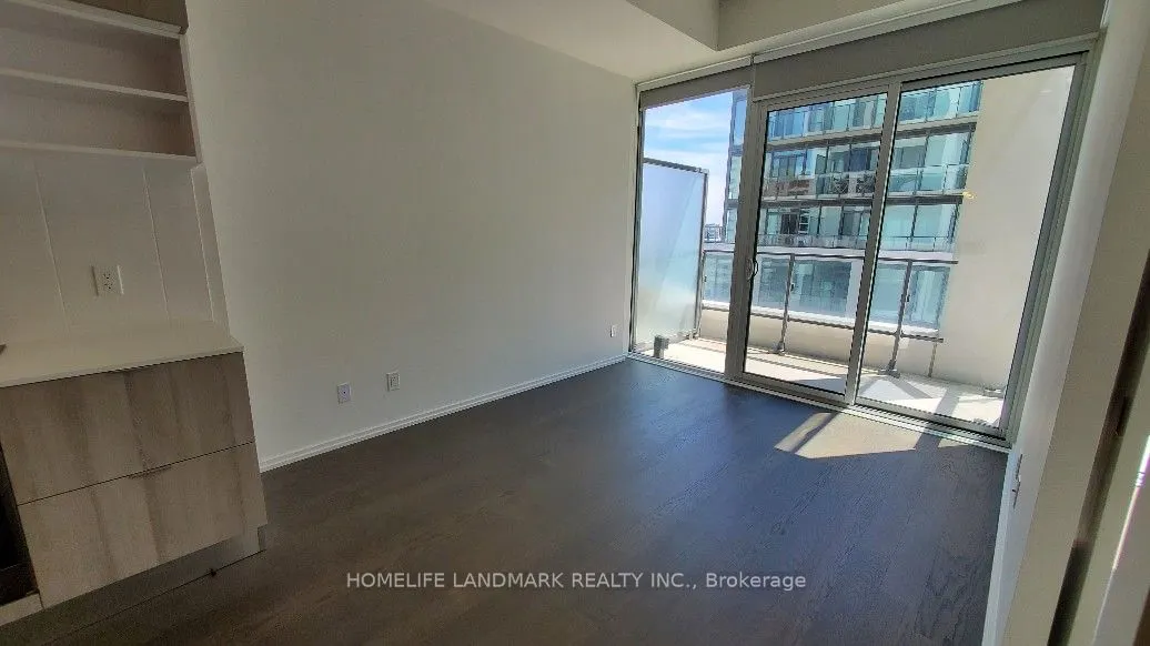 5 Soudan Avenue, #1202