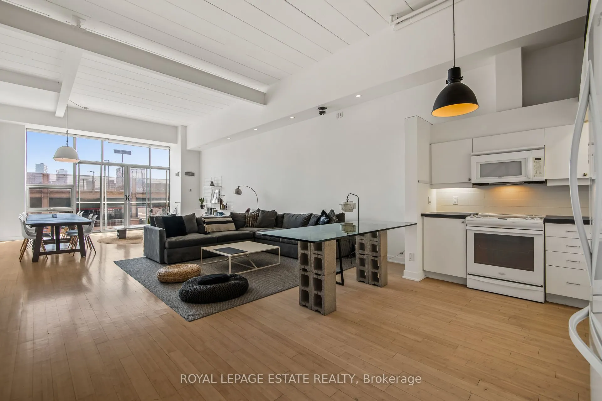 160 Baldwin Street, #301