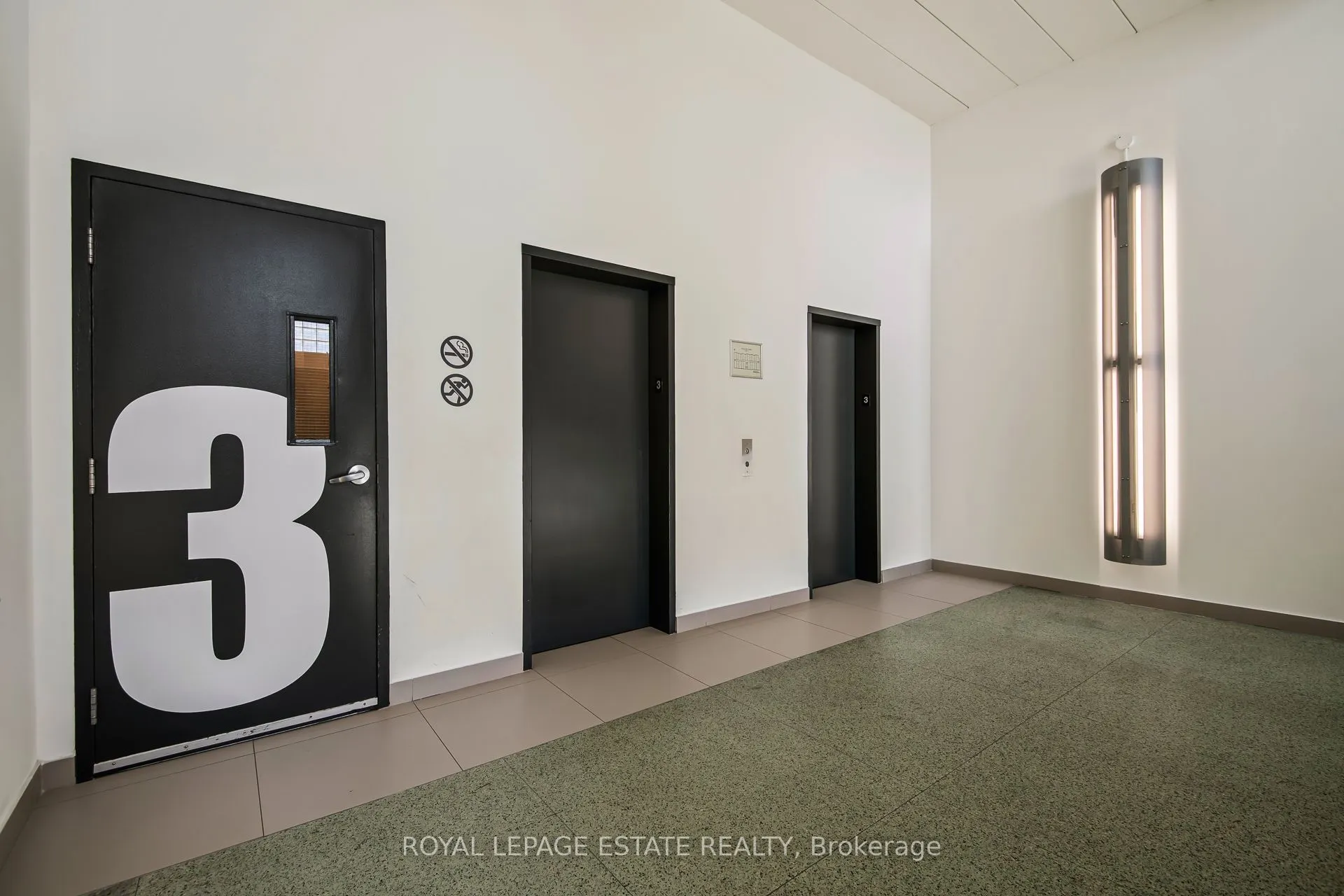 160 Baldwin Street, #301