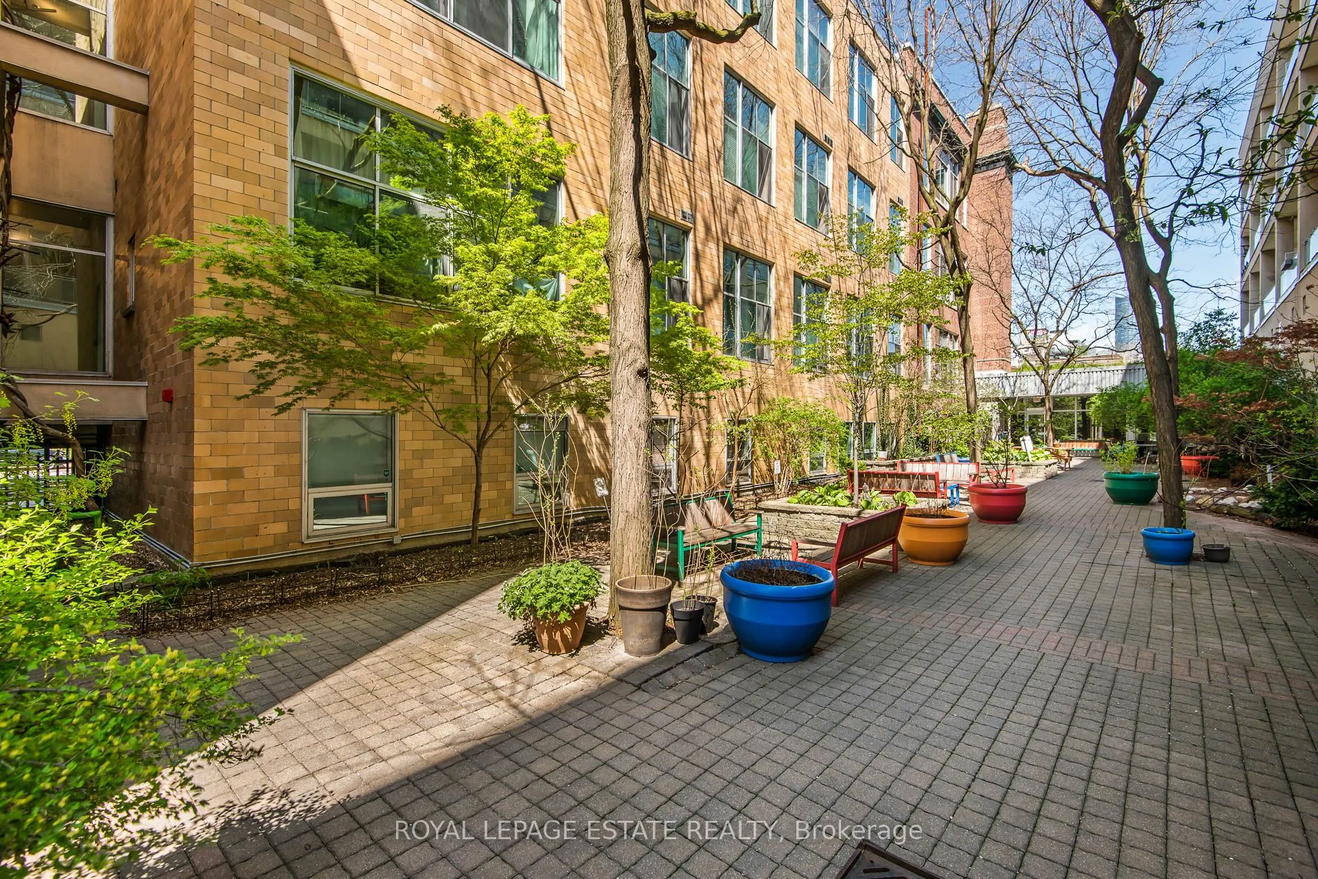 160 Baldwin Street, #301