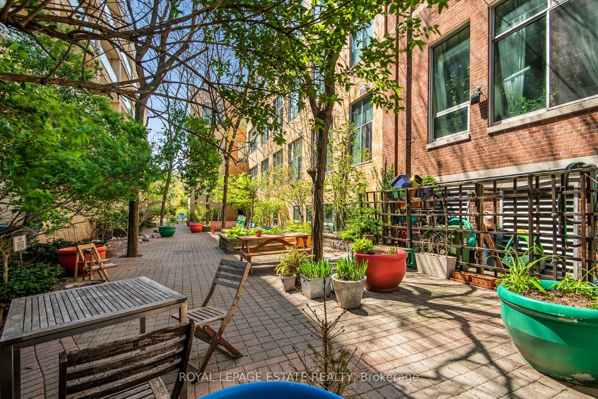 160 Baldwin Street, #301
