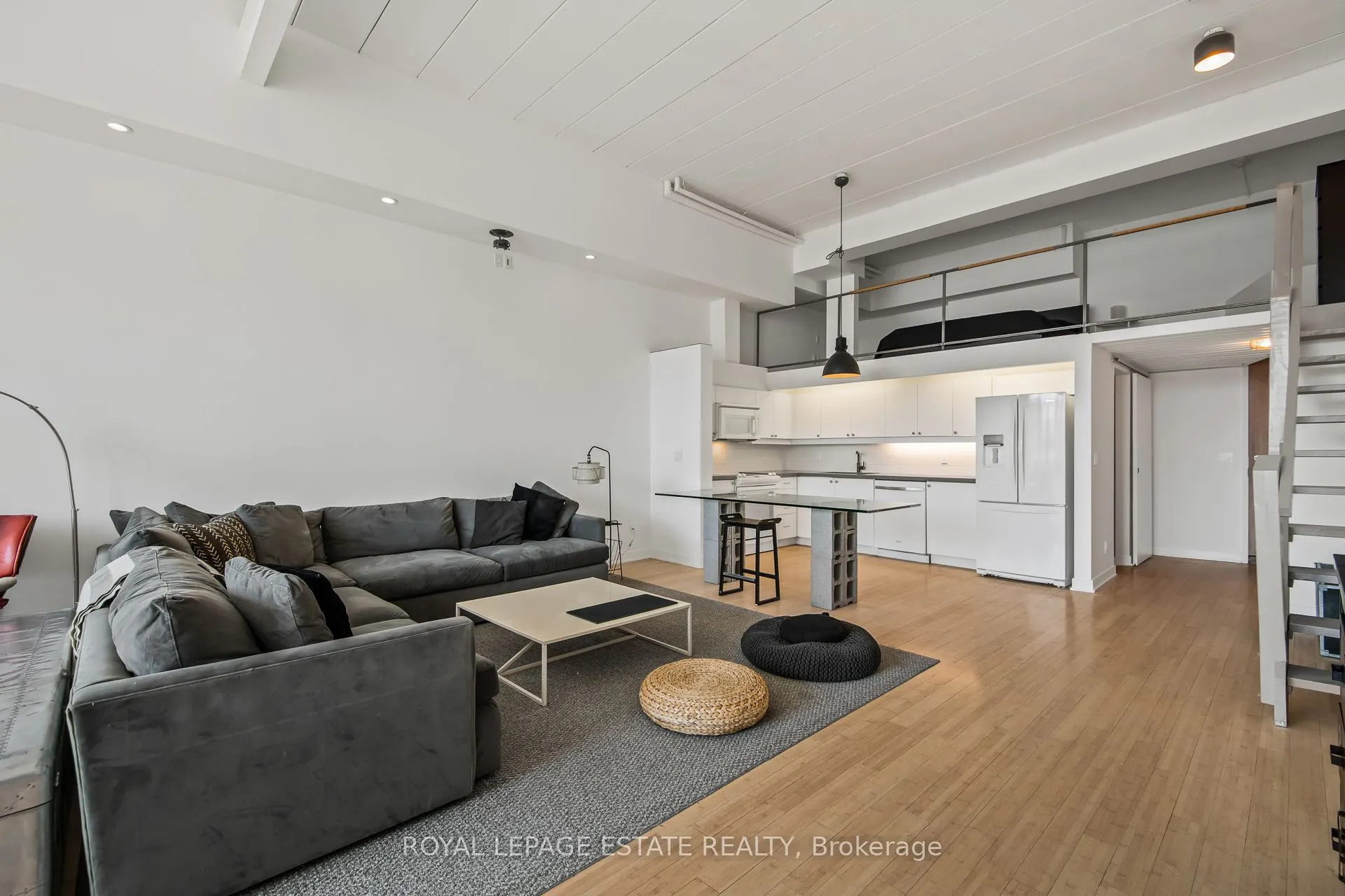 160 Baldwin Street, #301