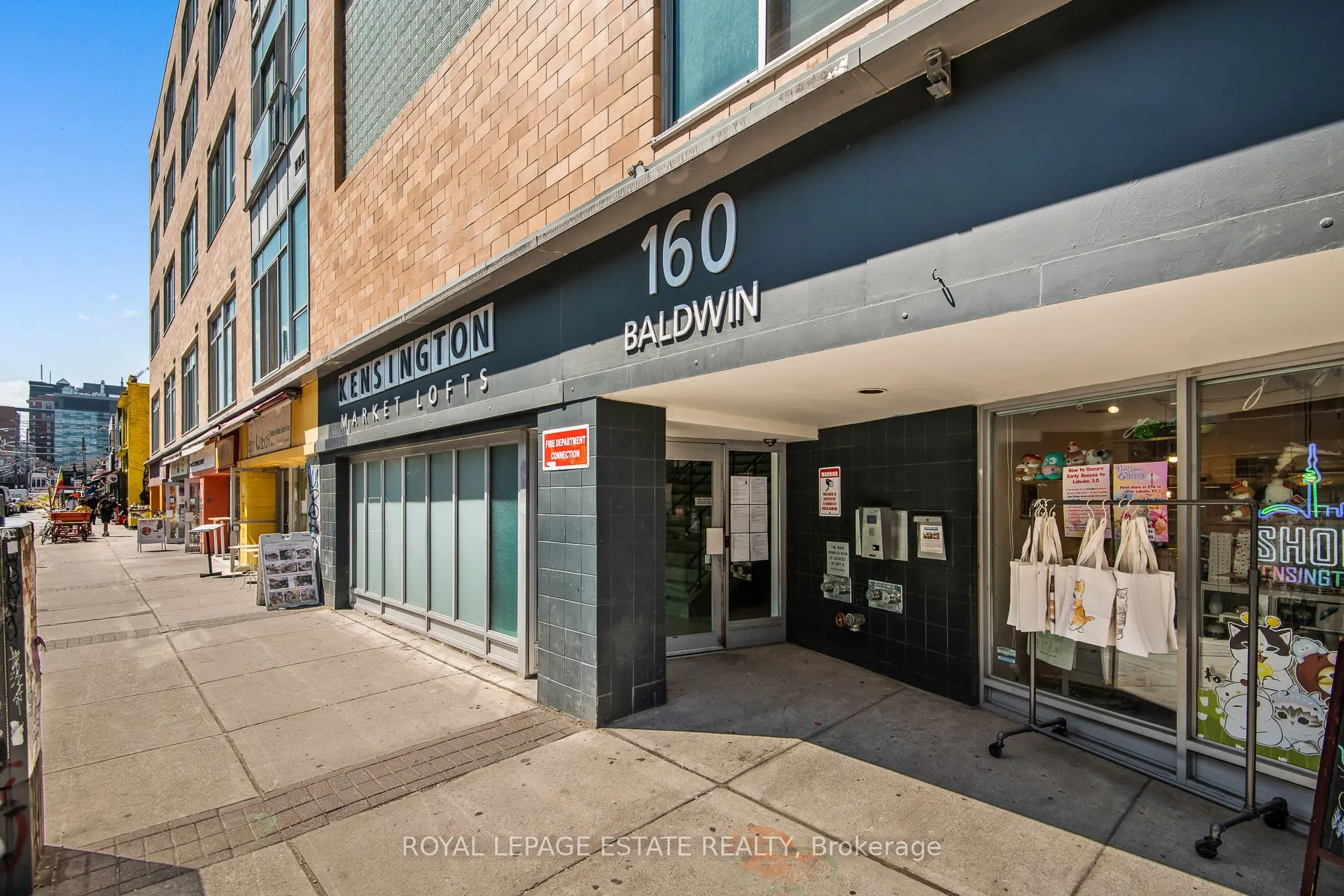 160 Baldwin Street, #301