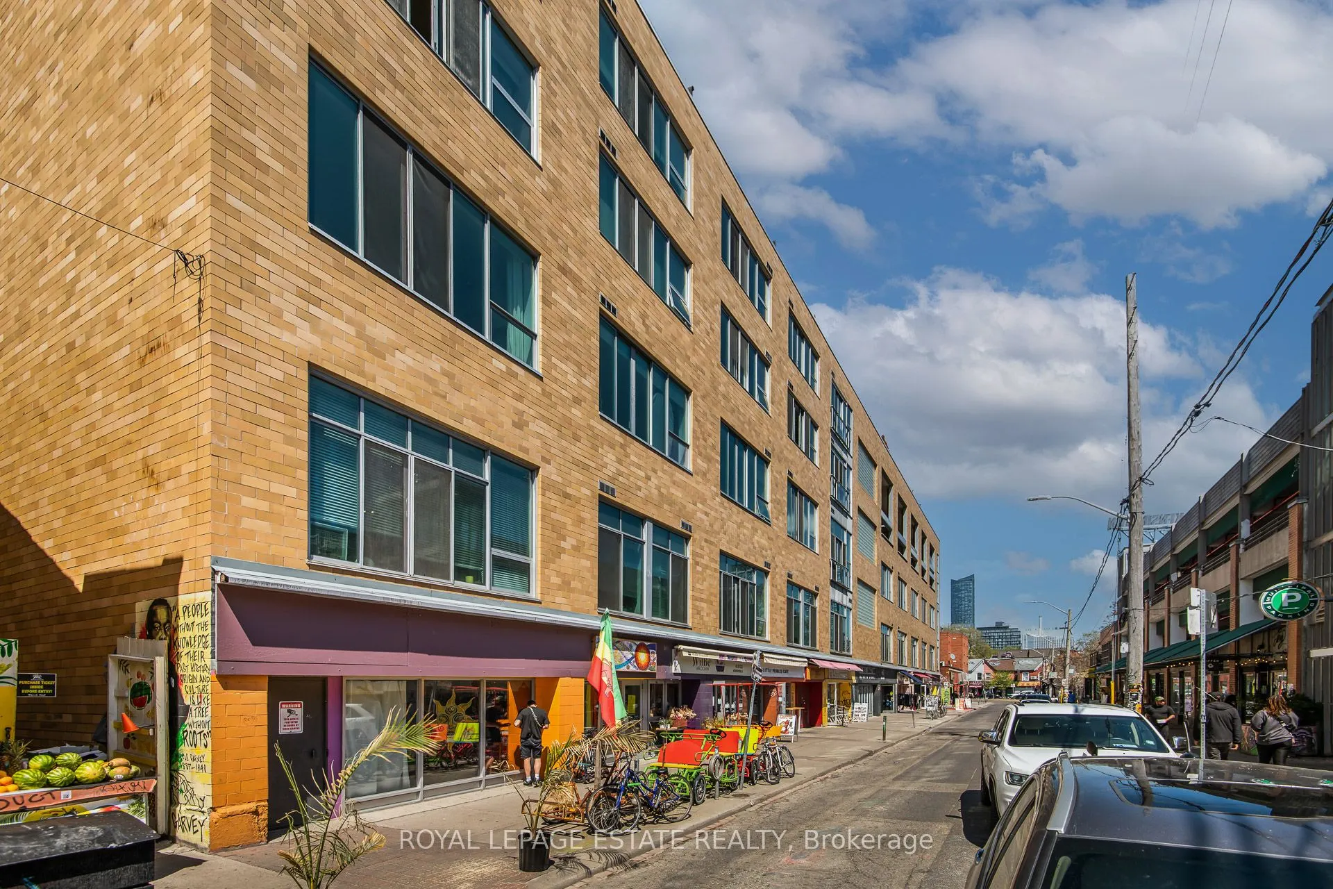 160 Baldwin Street, #301