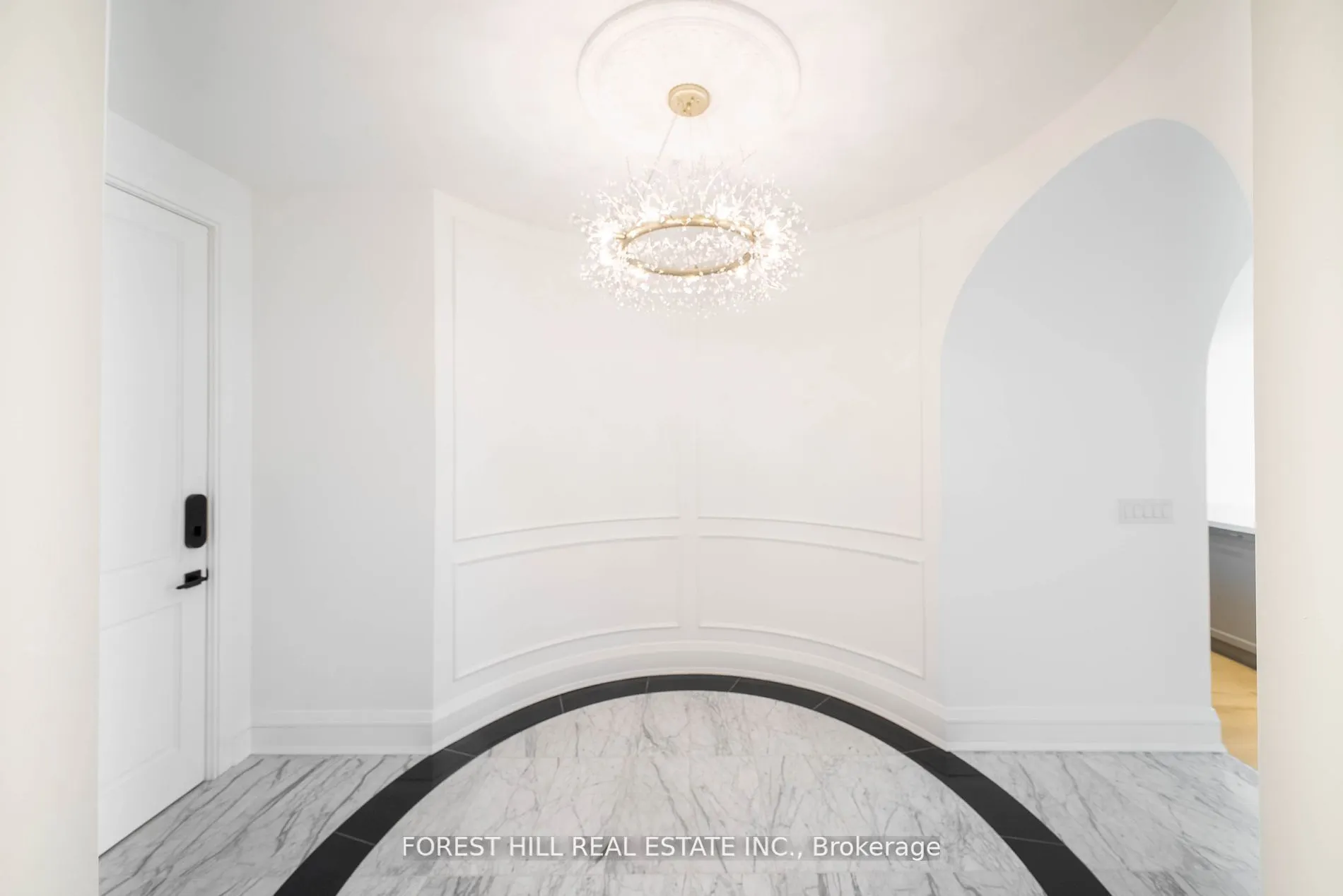 2010 Bathurst Street W, #2C