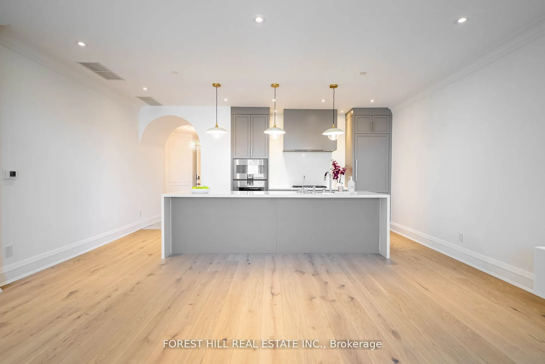 2010 Bathurst Street W, #2C