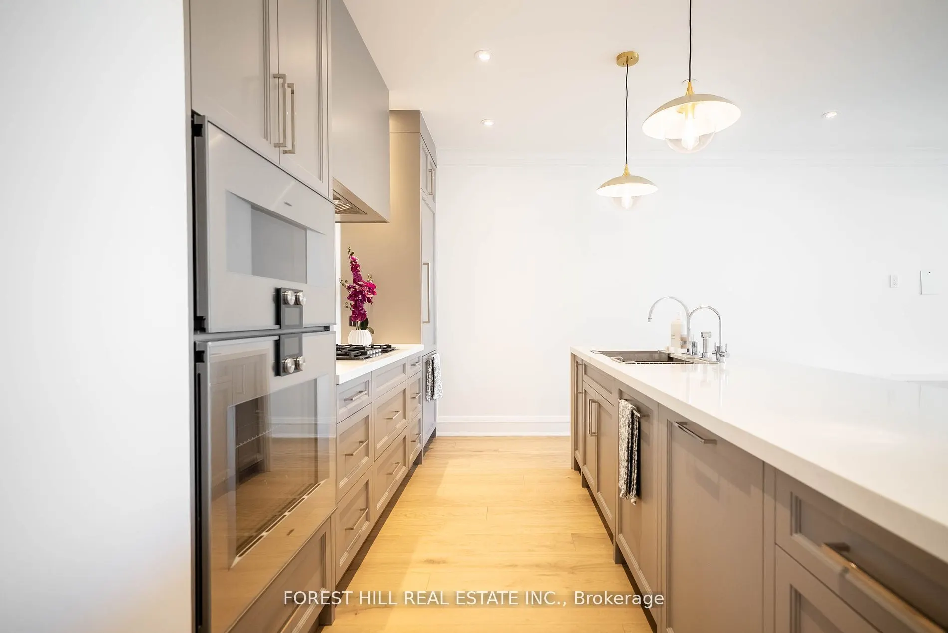 2010 Bathurst Street W, #2C