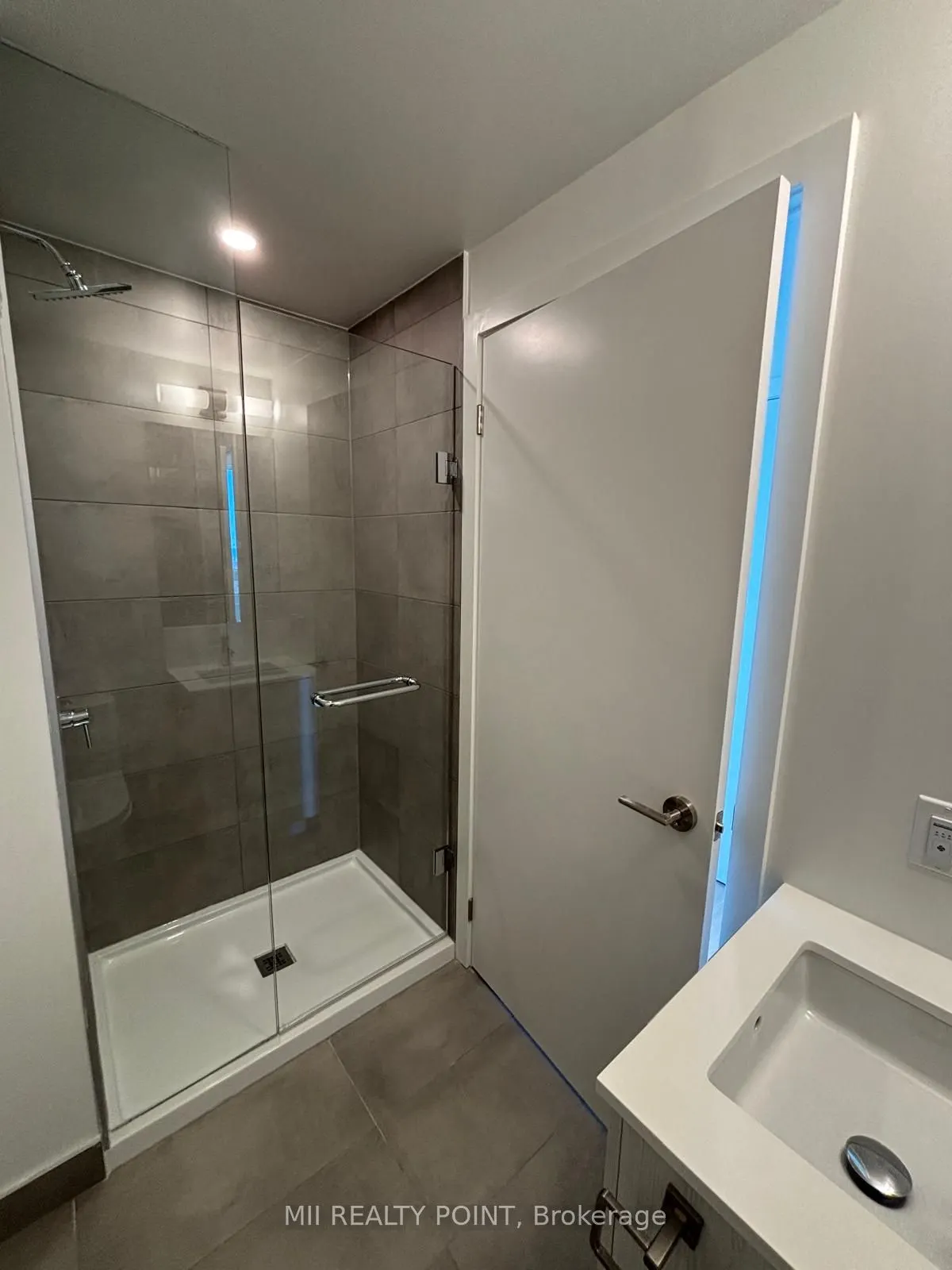 8 Wellesley Street W, #5310