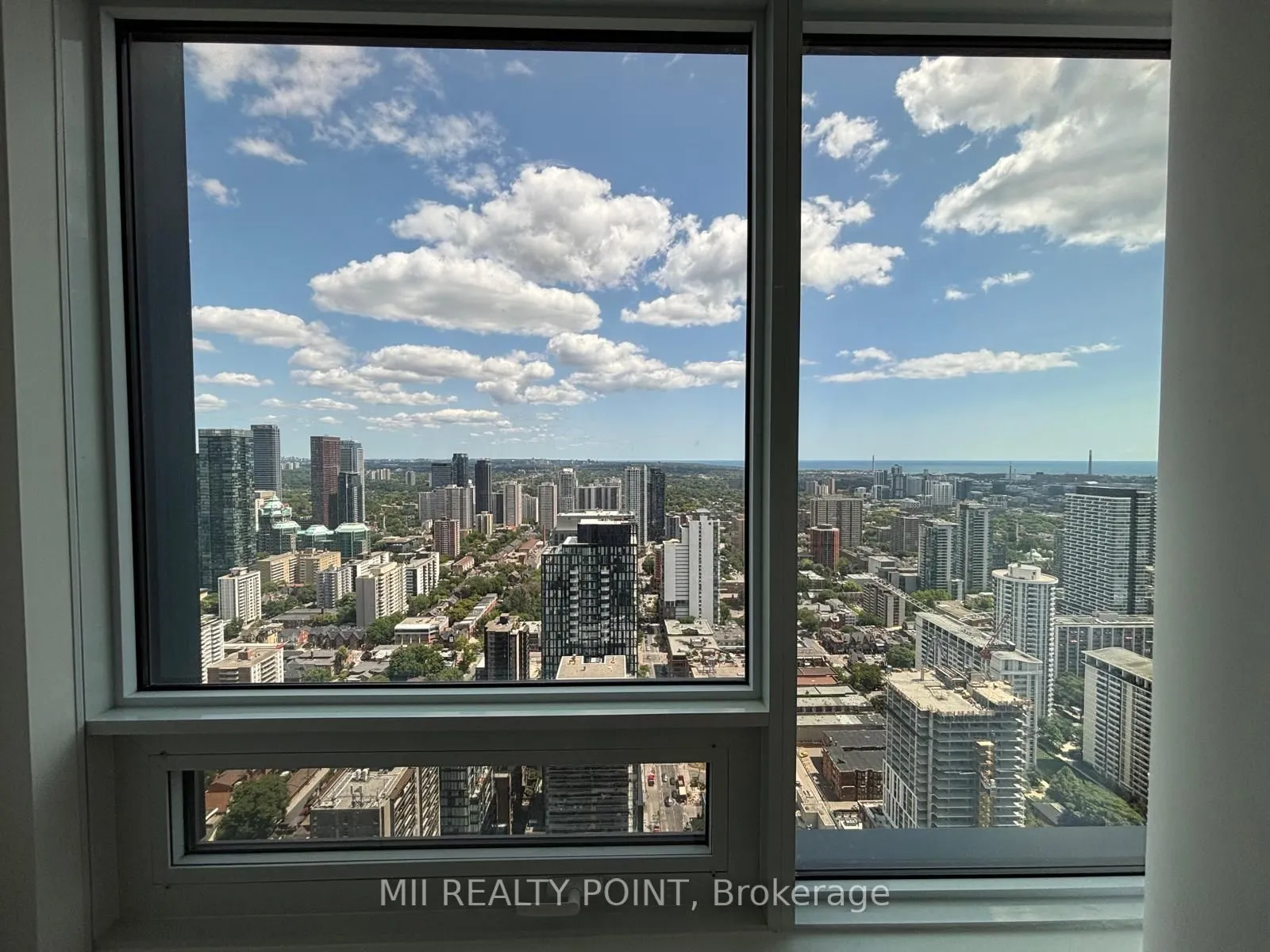 8 Wellesley Street W, #5310
