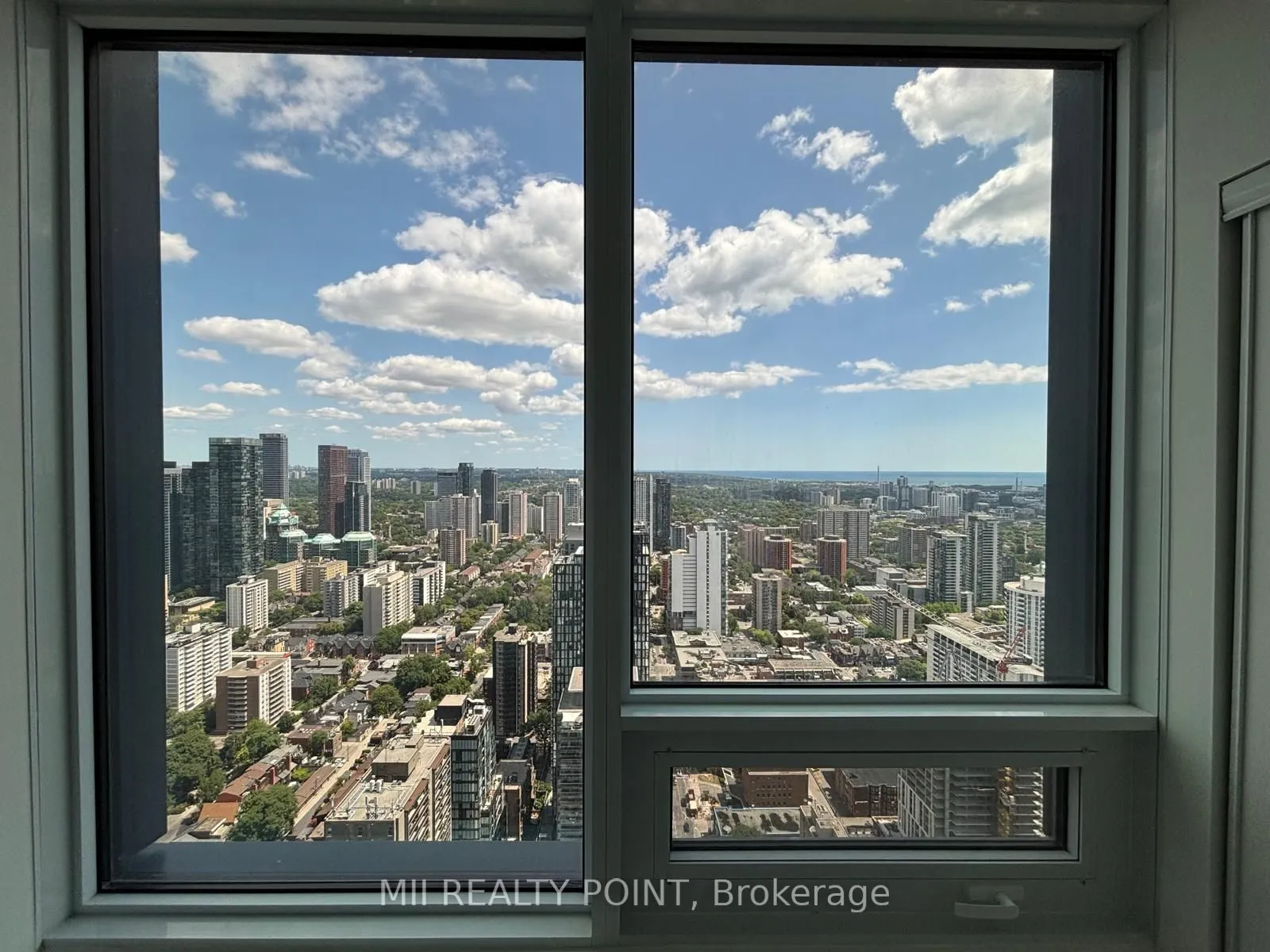 8 Wellesley Street W, #5310