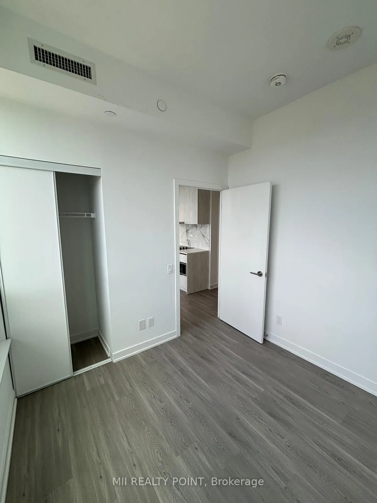 8 Wellesley Street W, #5310