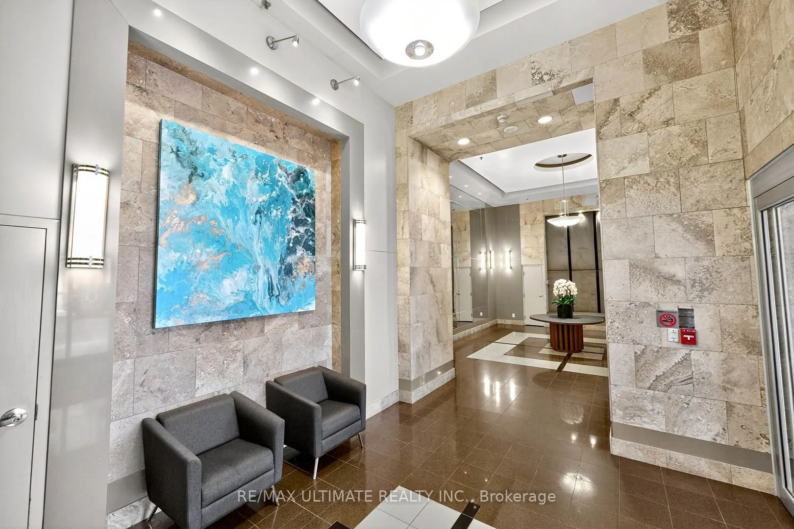 8 Park Road, #2113