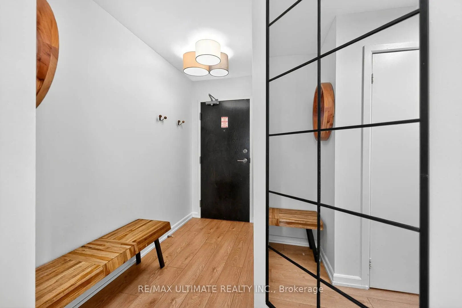 8 Park Road, #2113