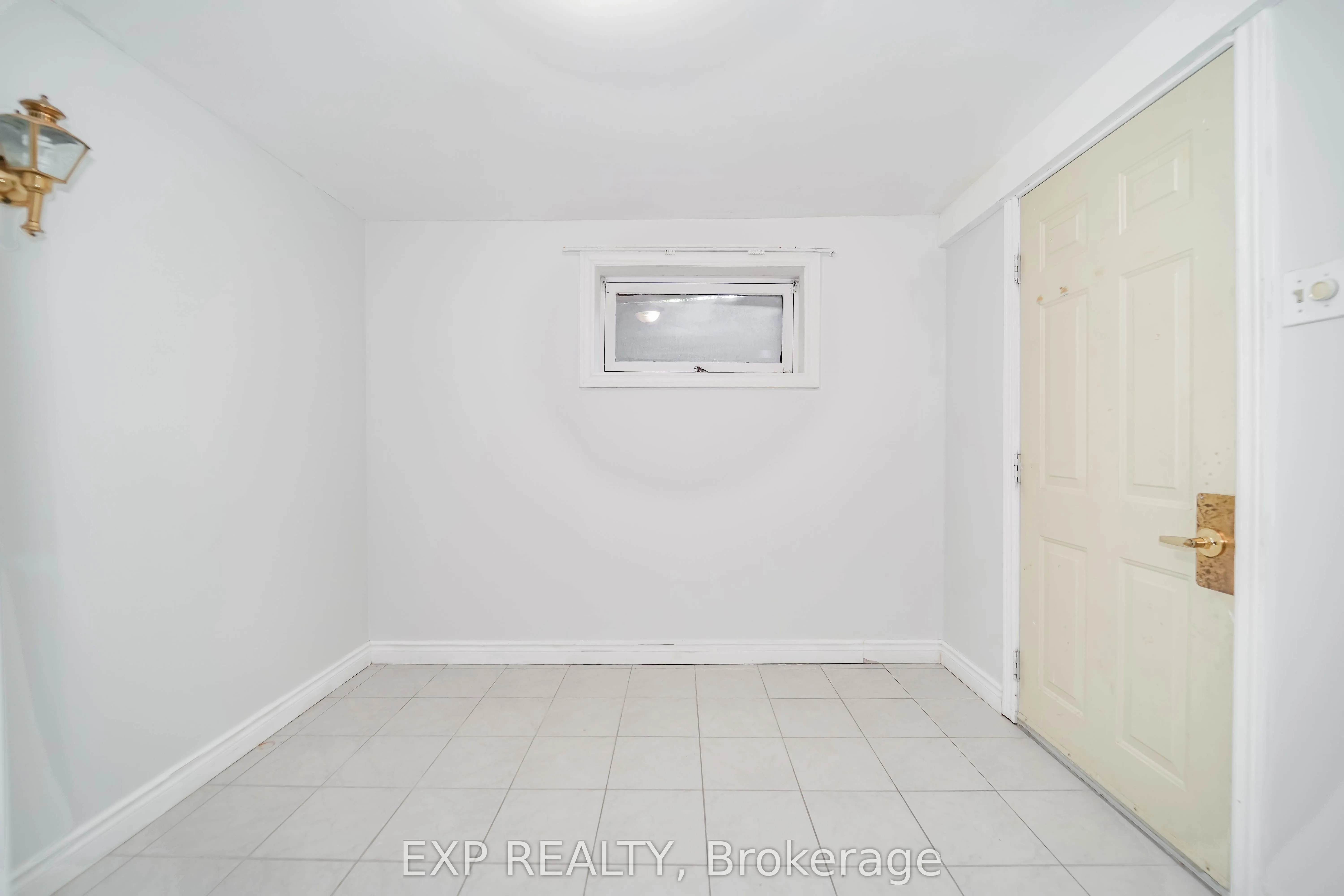 55 Hollyberry Trail