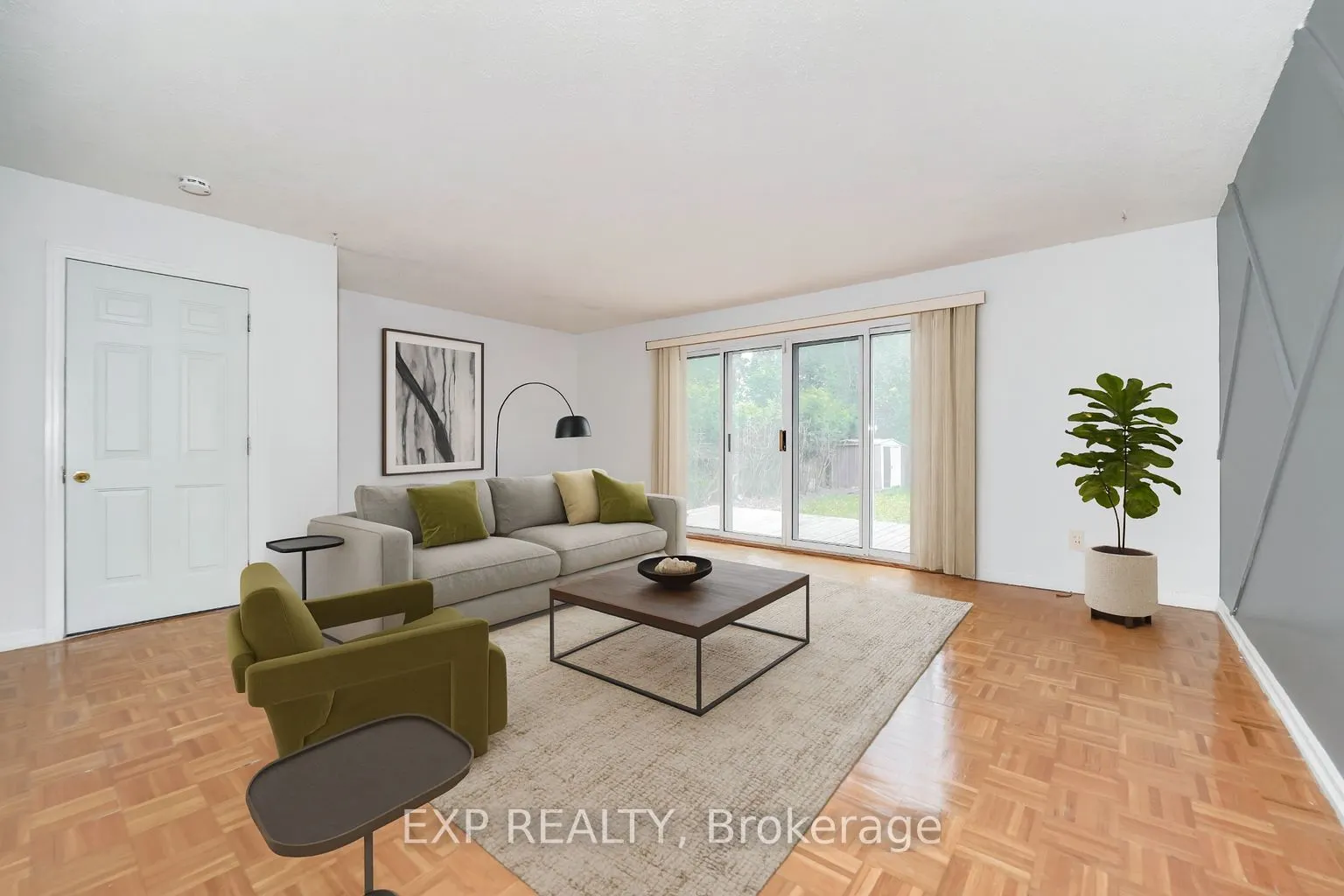 55 Hollyberry Trail