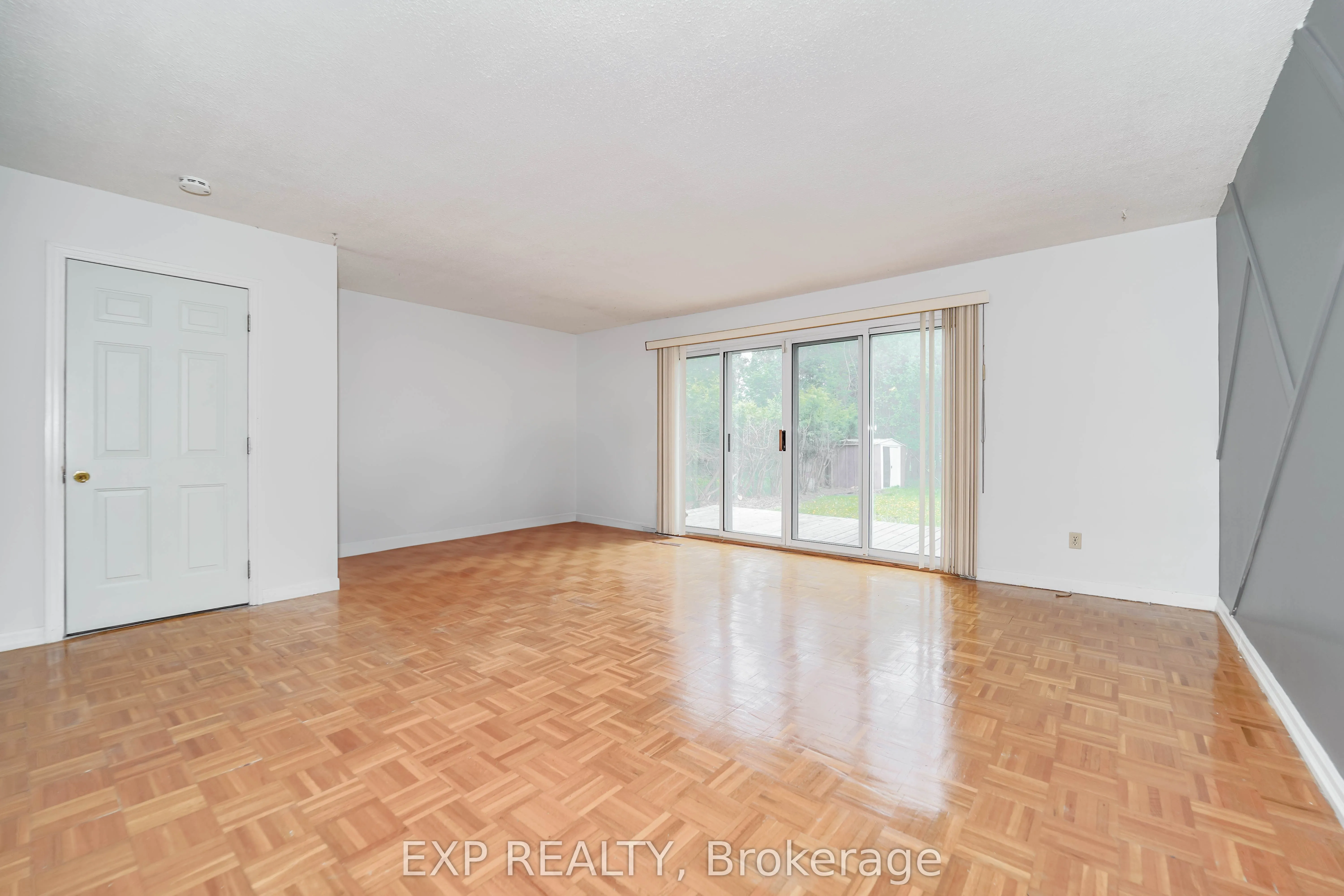 55 Hollyberry Trail
