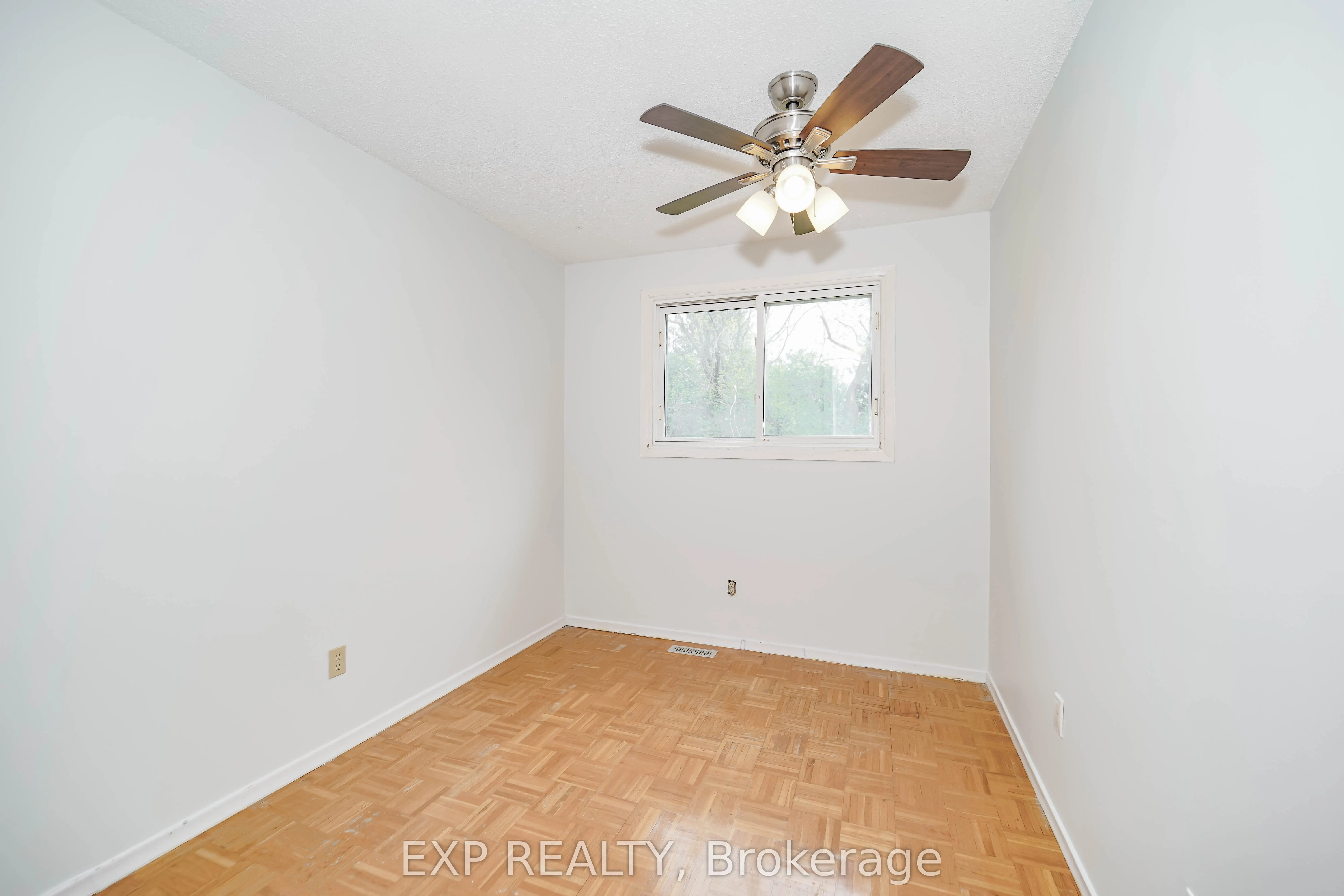 55 Hollyberry Trail