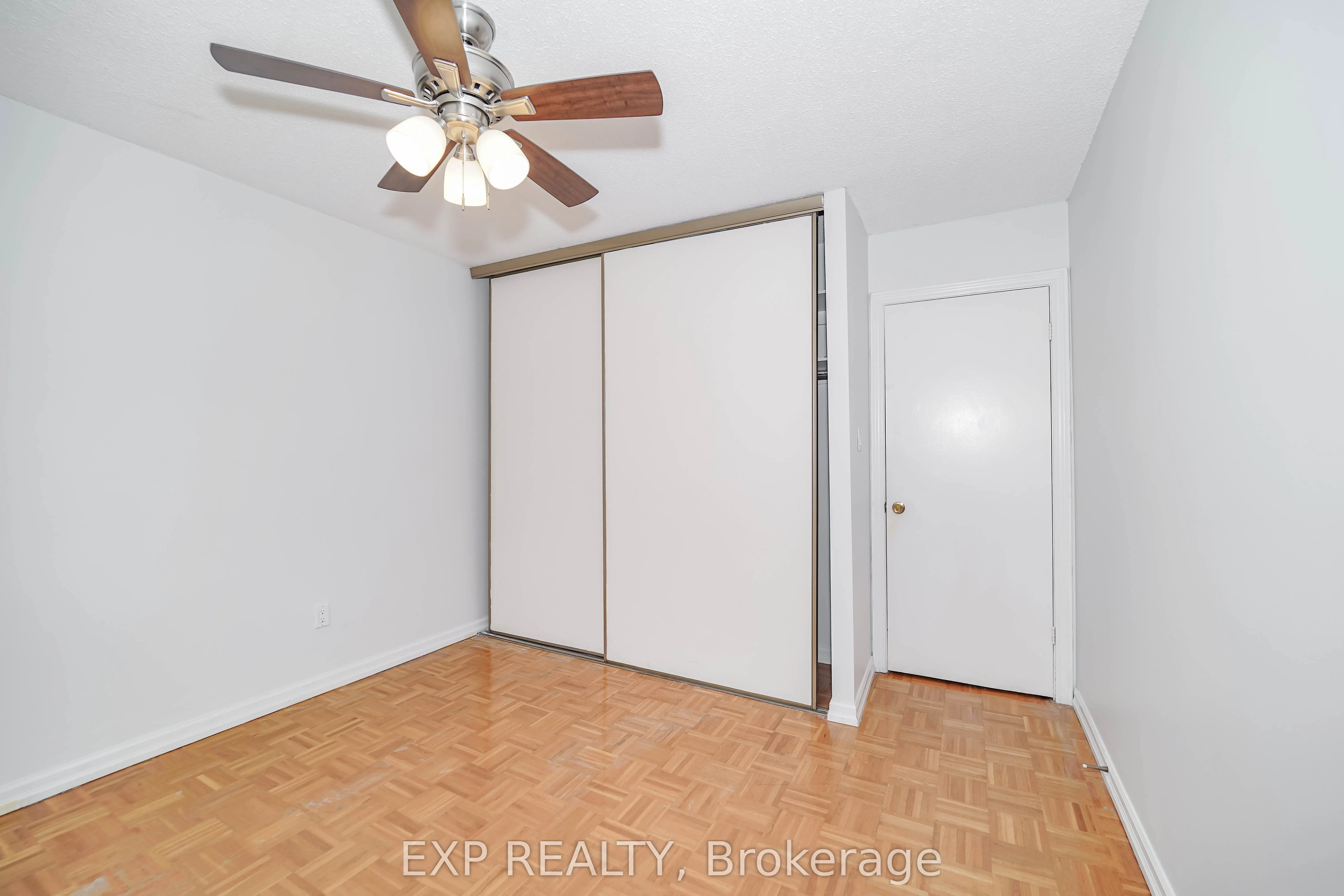 55 Hollyberry Trail