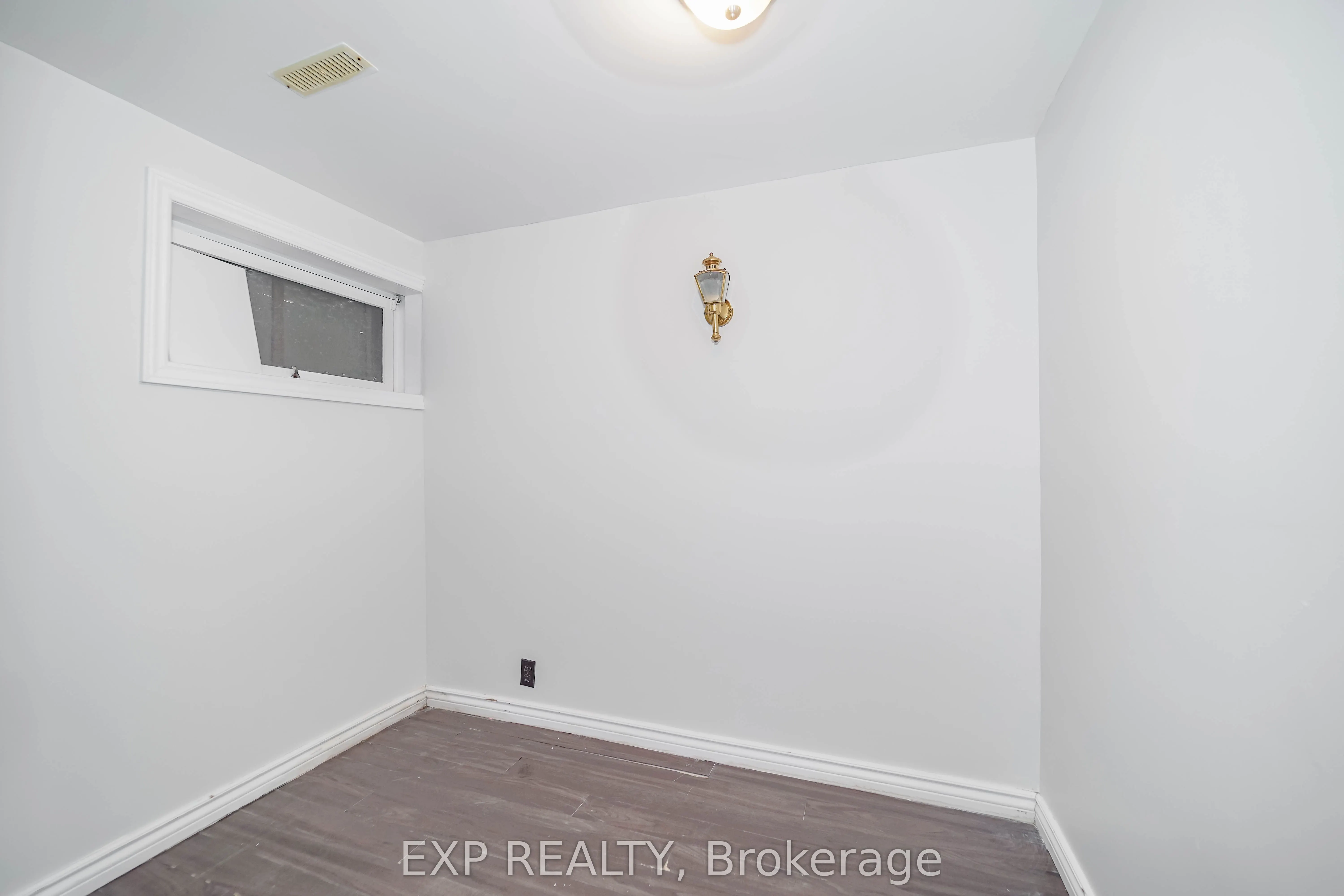 55 Hollyberry Trail