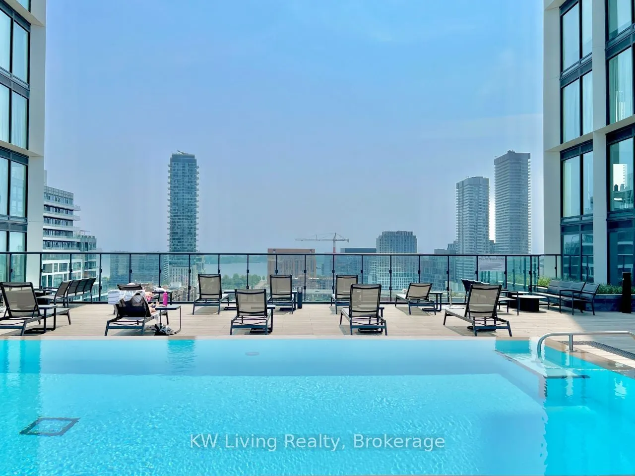 158 Front Street E, #1105