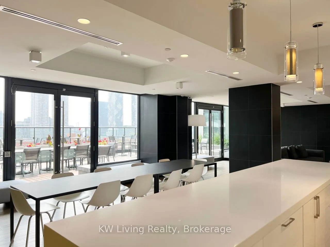 158 Front Street E, #1105