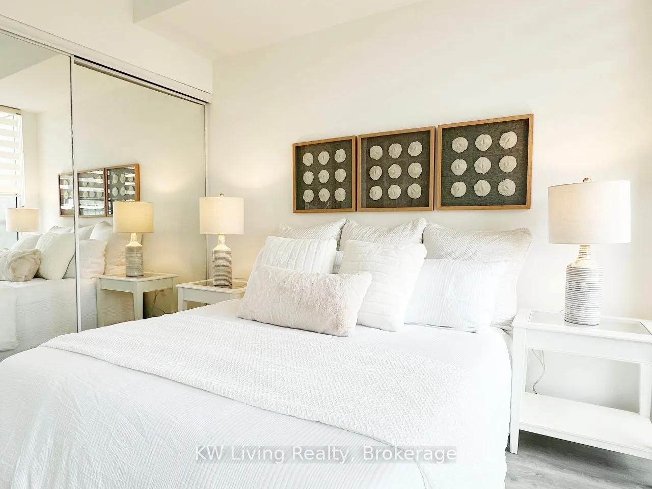 158 Front Street E, #1105