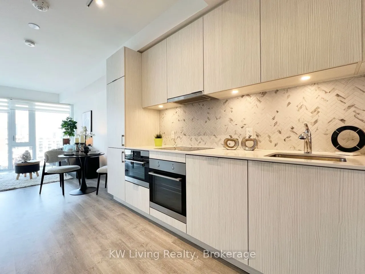 158 Front Street E, #1105