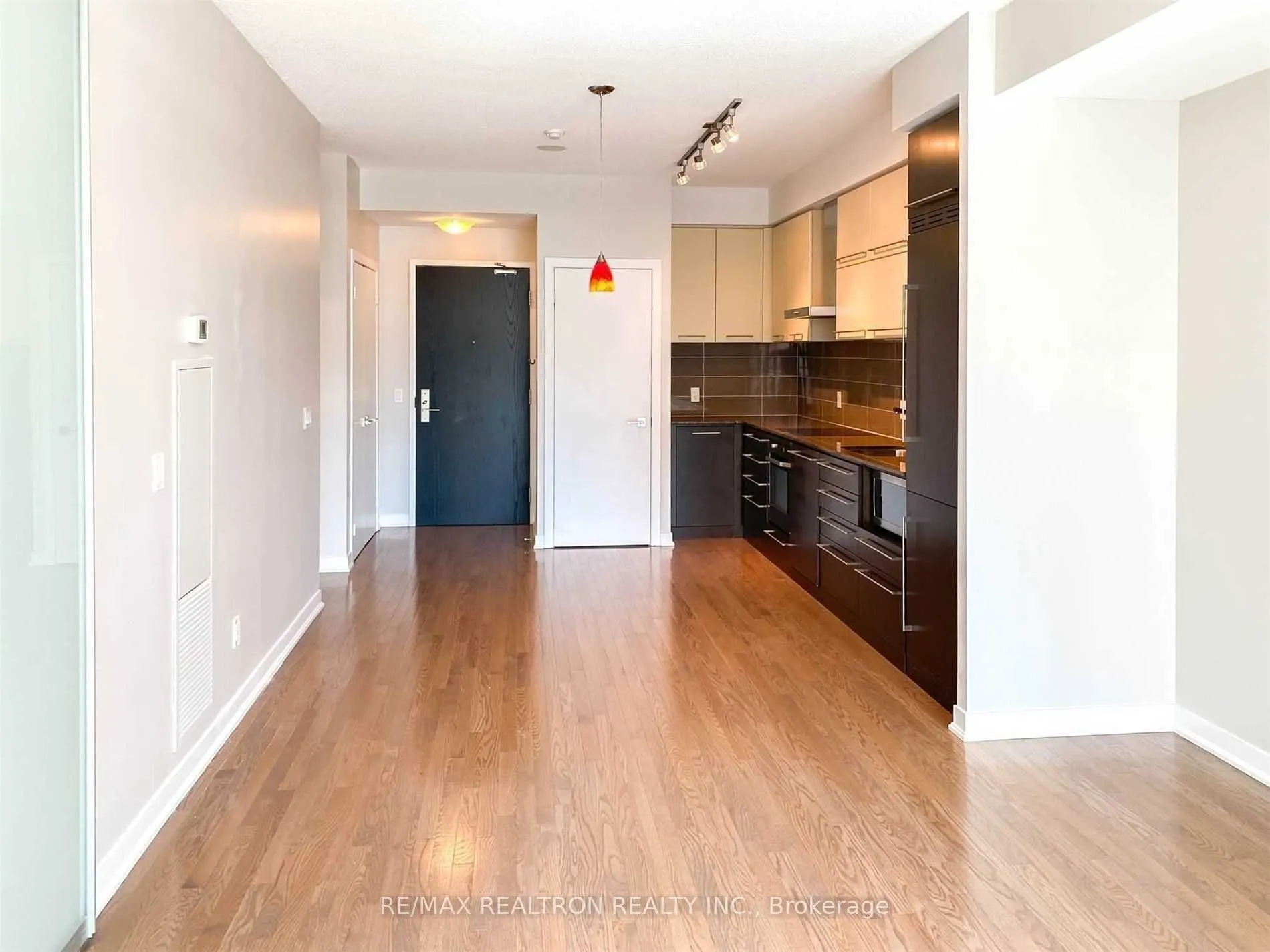 770 Bay Street, #603