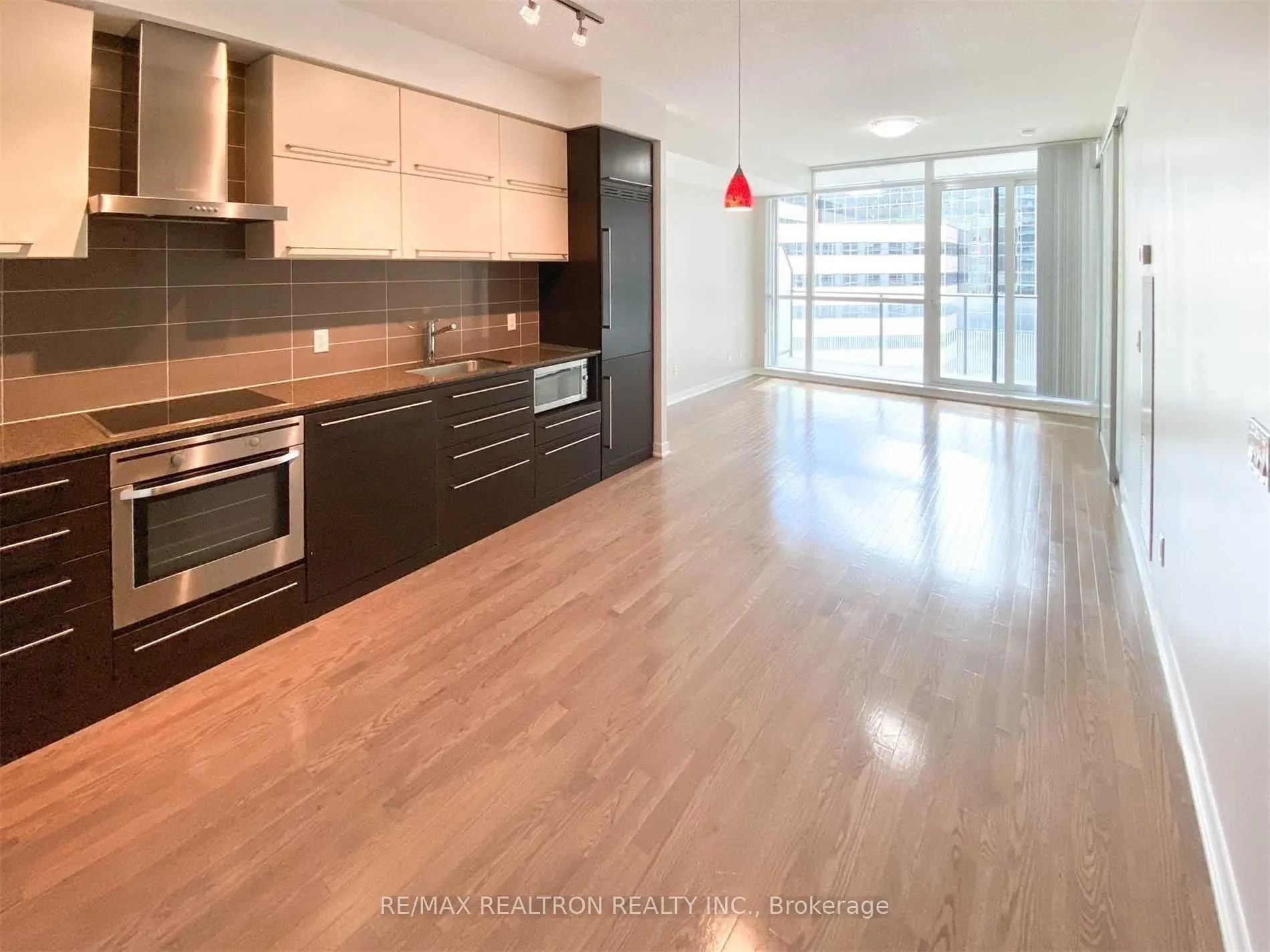 770 Bay Street, #603