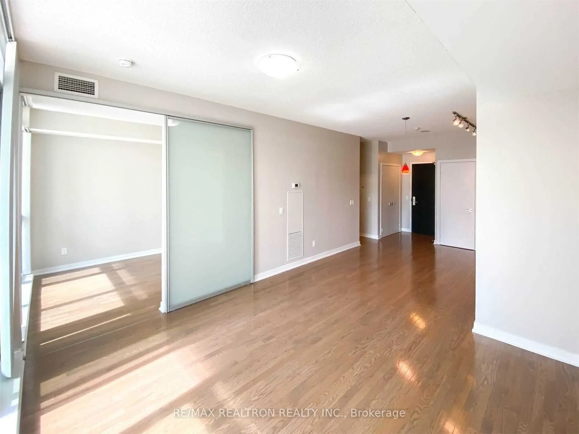 770 Bay Street, #603