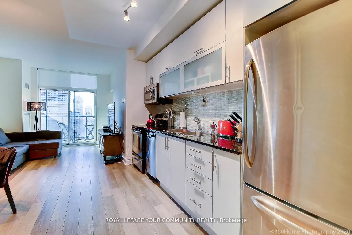 28 Ted Rogers Way, #3707