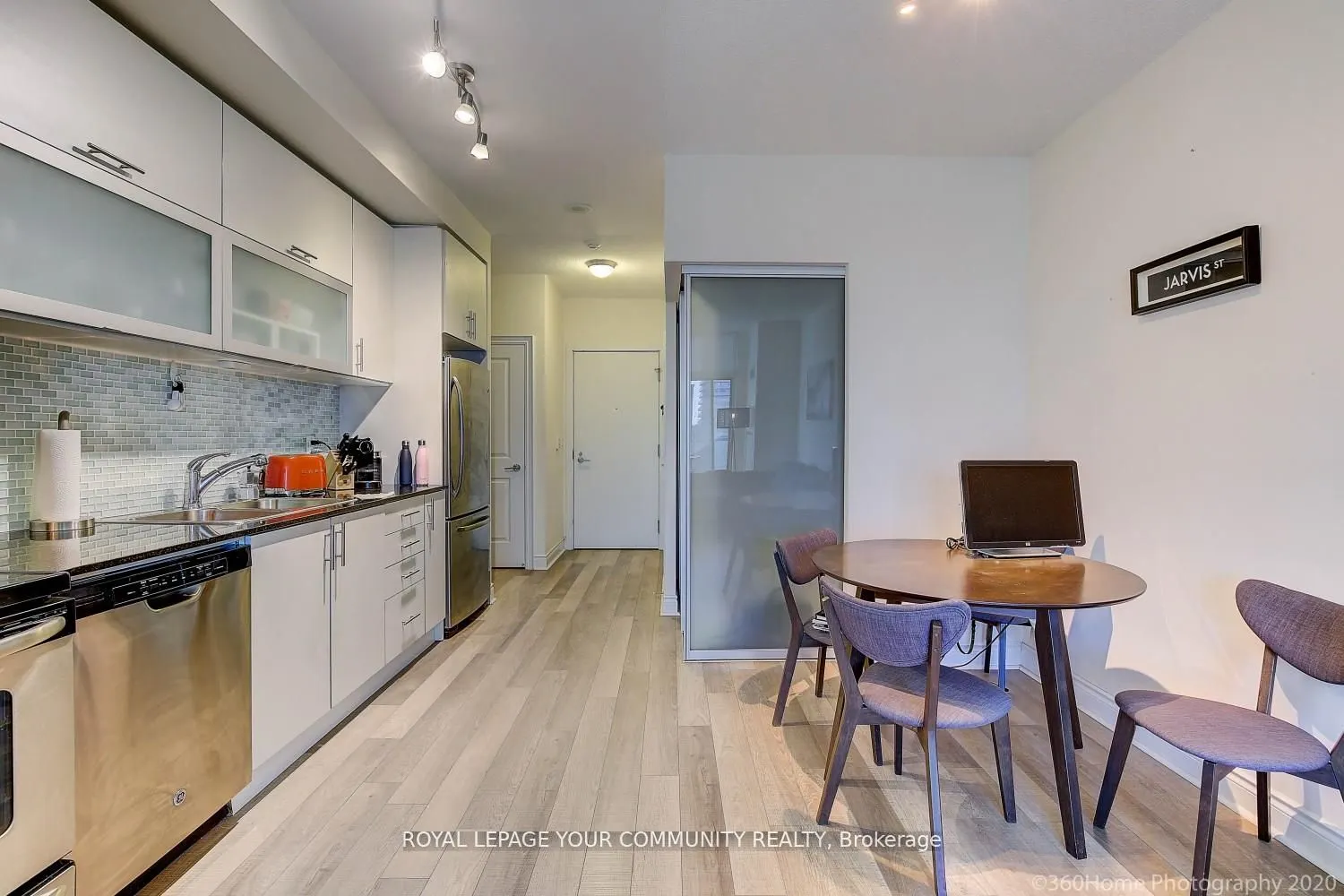 28 Ted Rogers Way, #3707